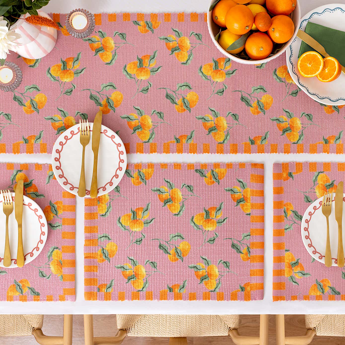 furn. Oranges Table Runner