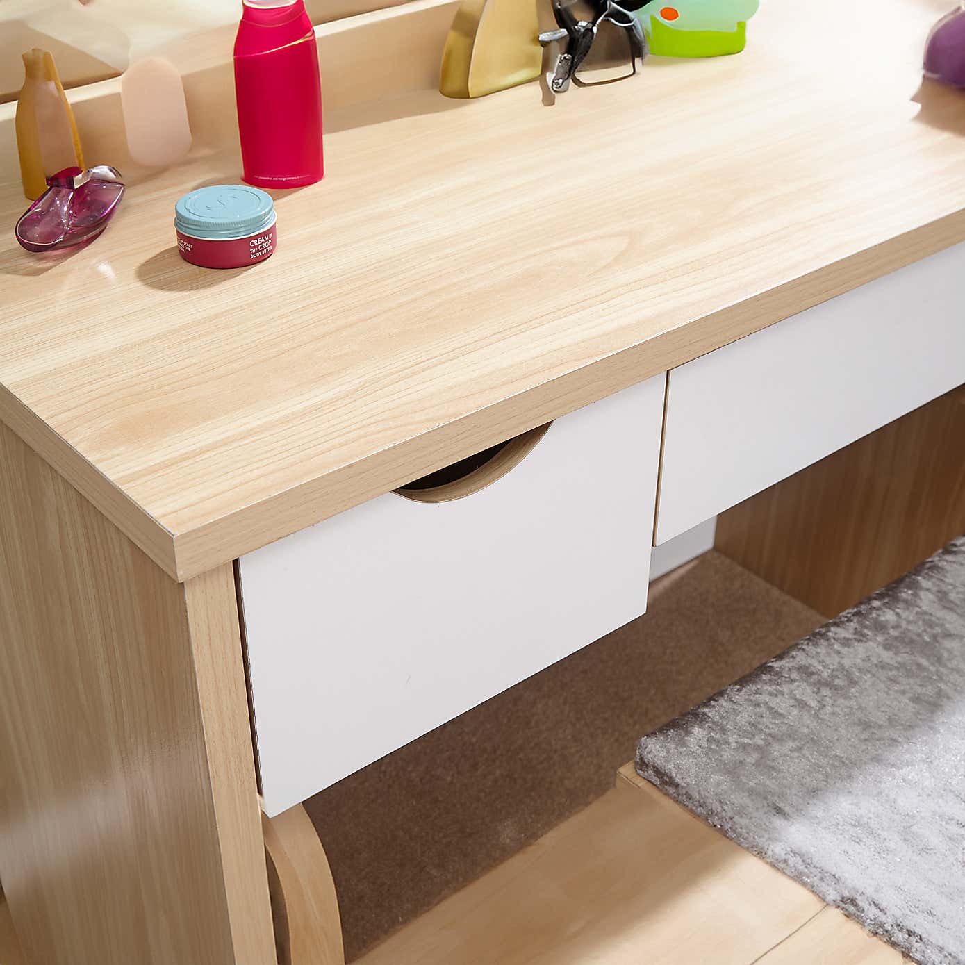 Elizabeth Dressing Table Stet