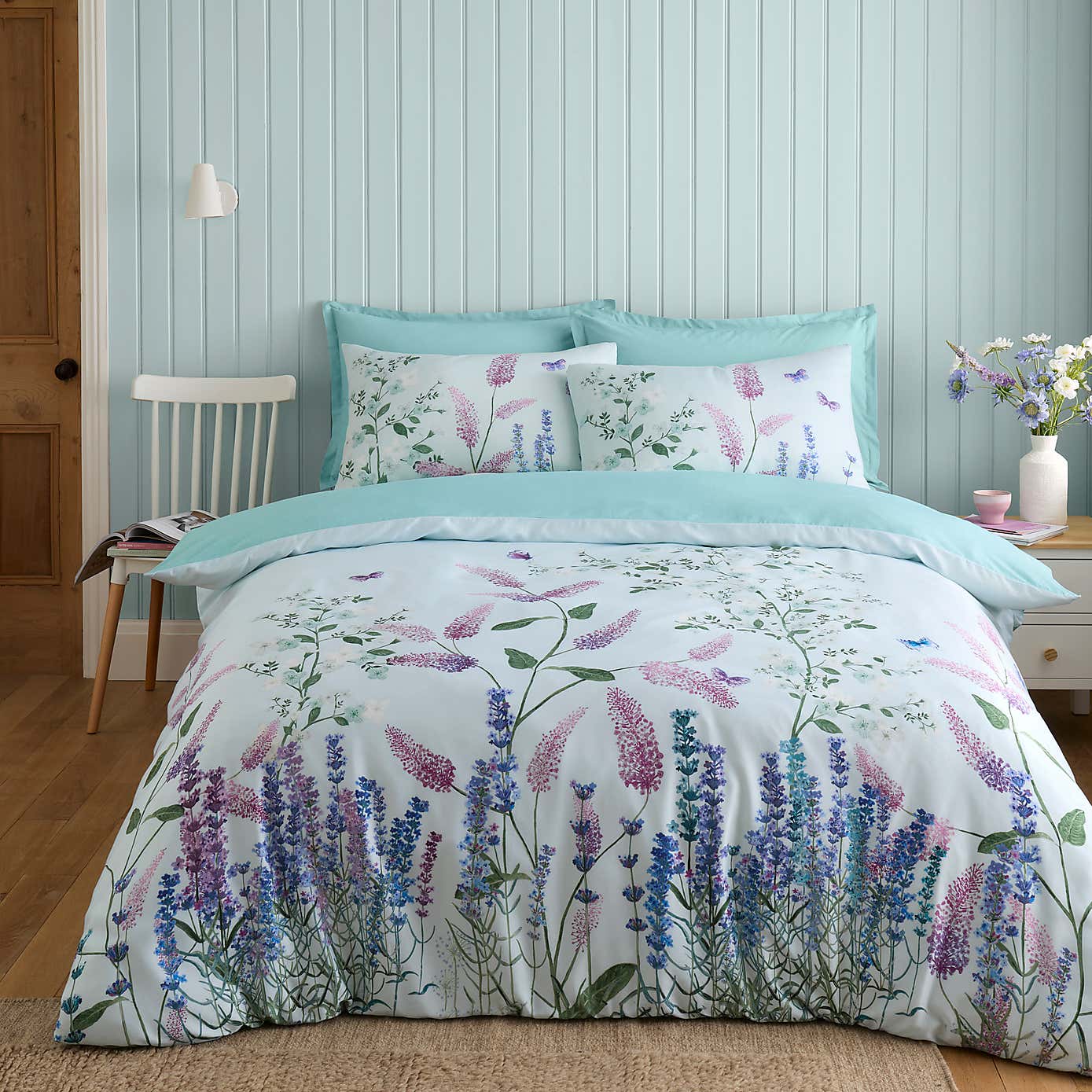 Butterfly Fields 180 Thread Count Cotton Sateen Duvet Cover & Pillowcase Set