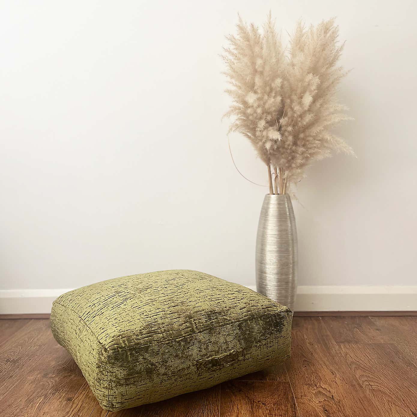 Daro Alexandra Square Floor Cushion