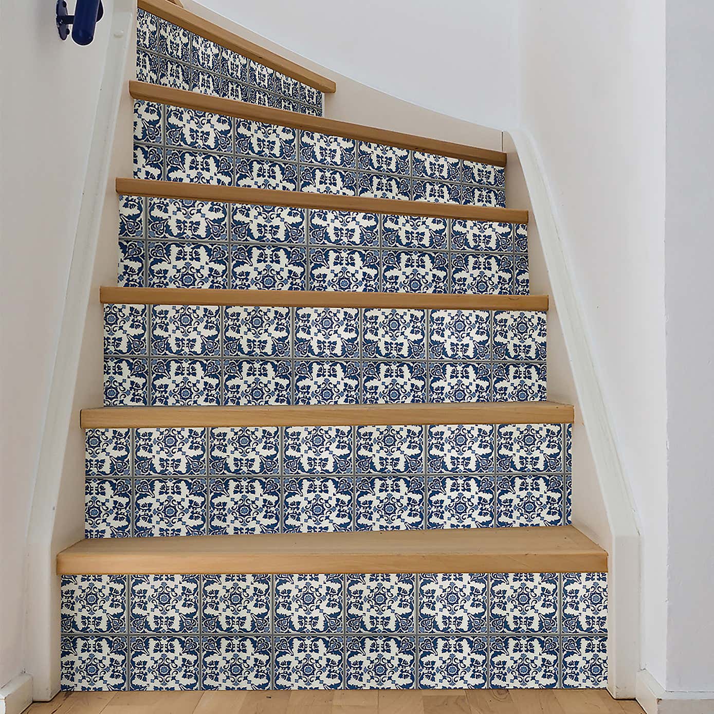 InHome Self Adhesive Backsplash Blue Tiles