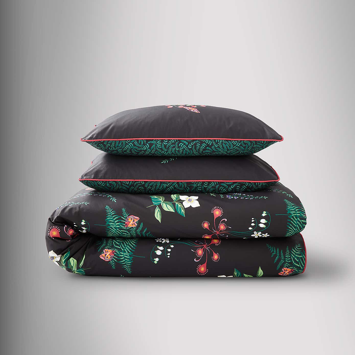 Moorland Flora Black Duvet Cover and Pillowcase Set