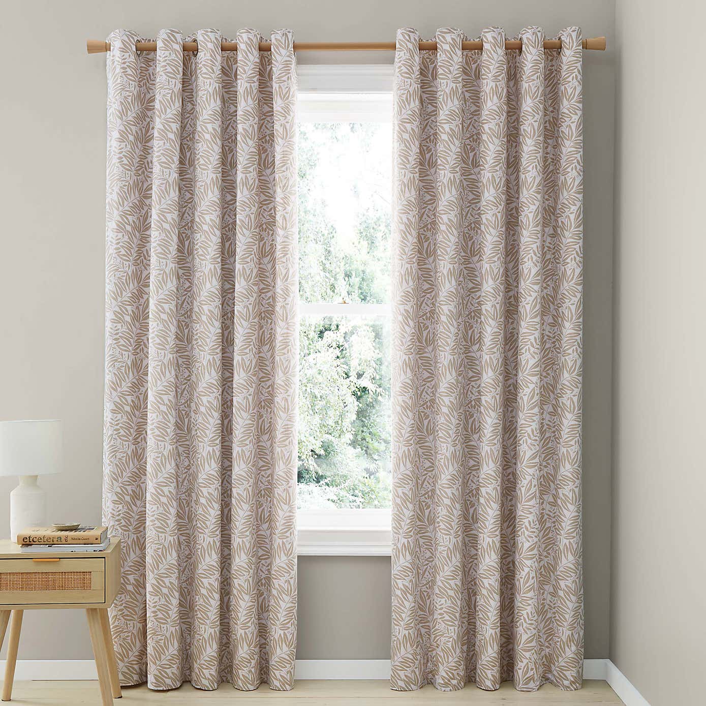 Catherine Lansfield Sorrel Leaves Reversible Eyelet Curtains