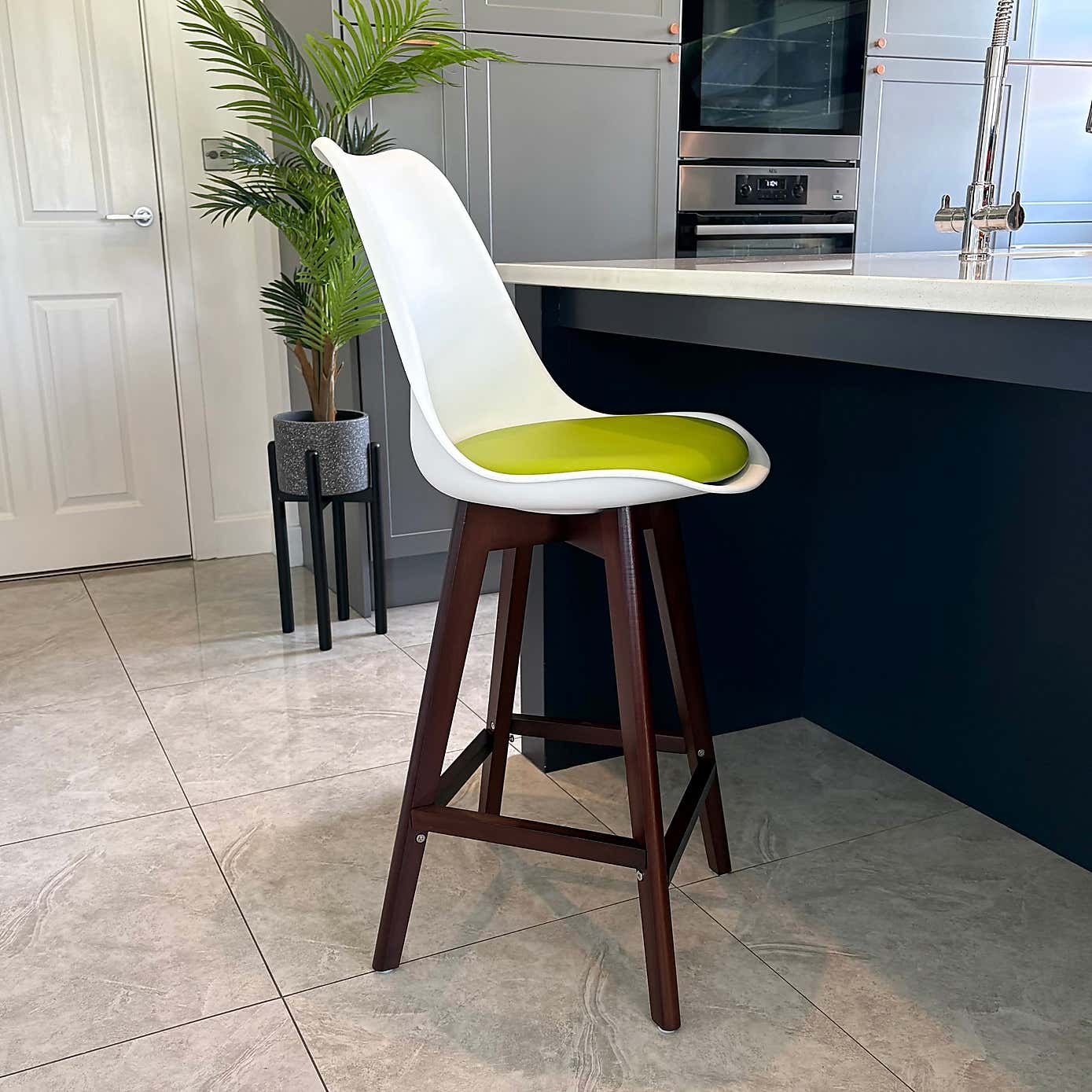 Fusion Living Soho White Plastic Bar Stool