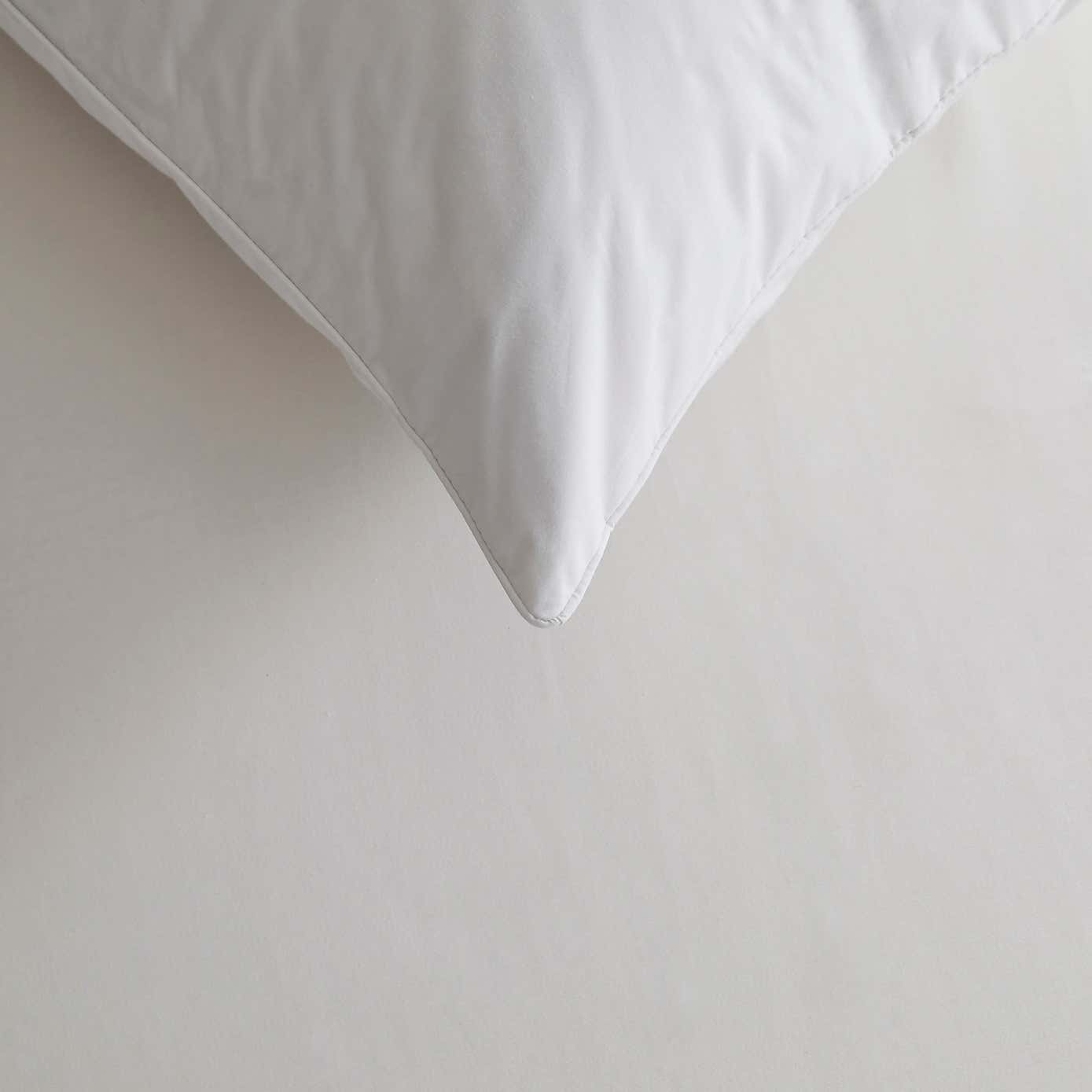 Dorma Luxurious White Goose Down Back Sleeper Pillow