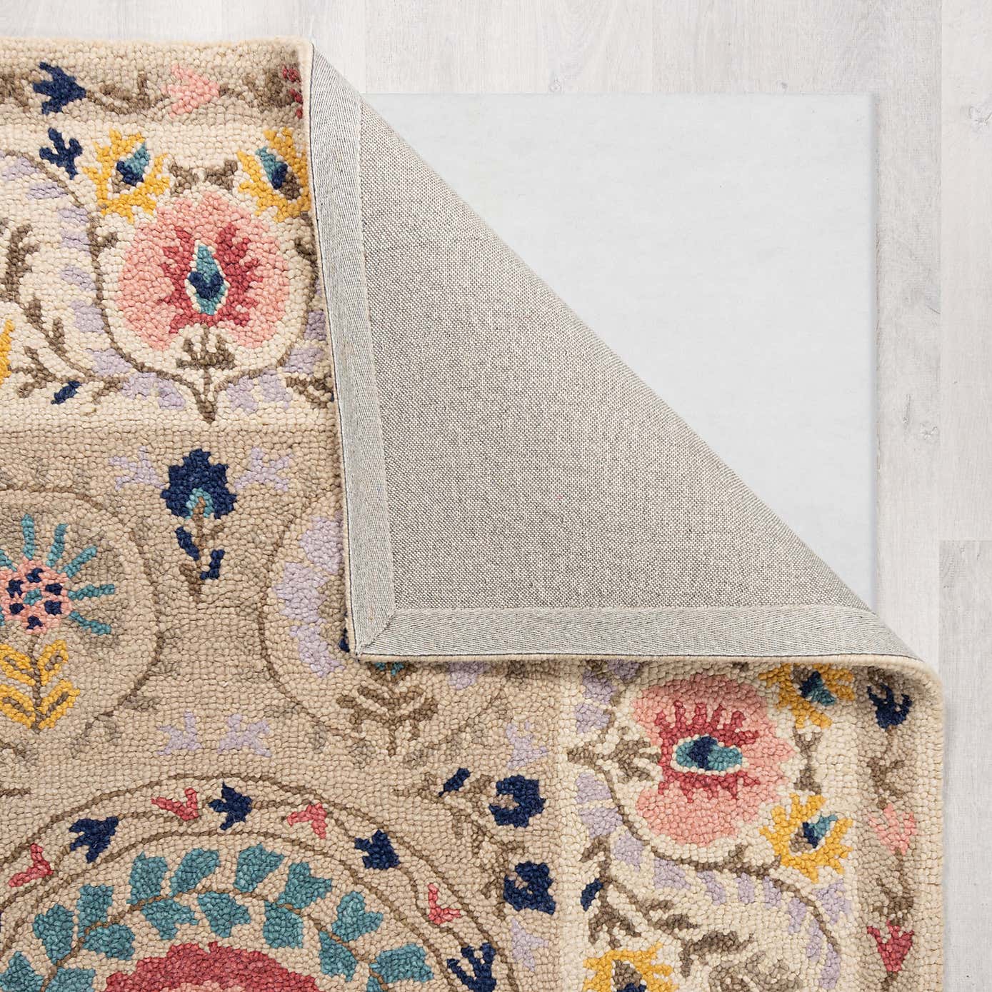 Hani Floral Wool Rug