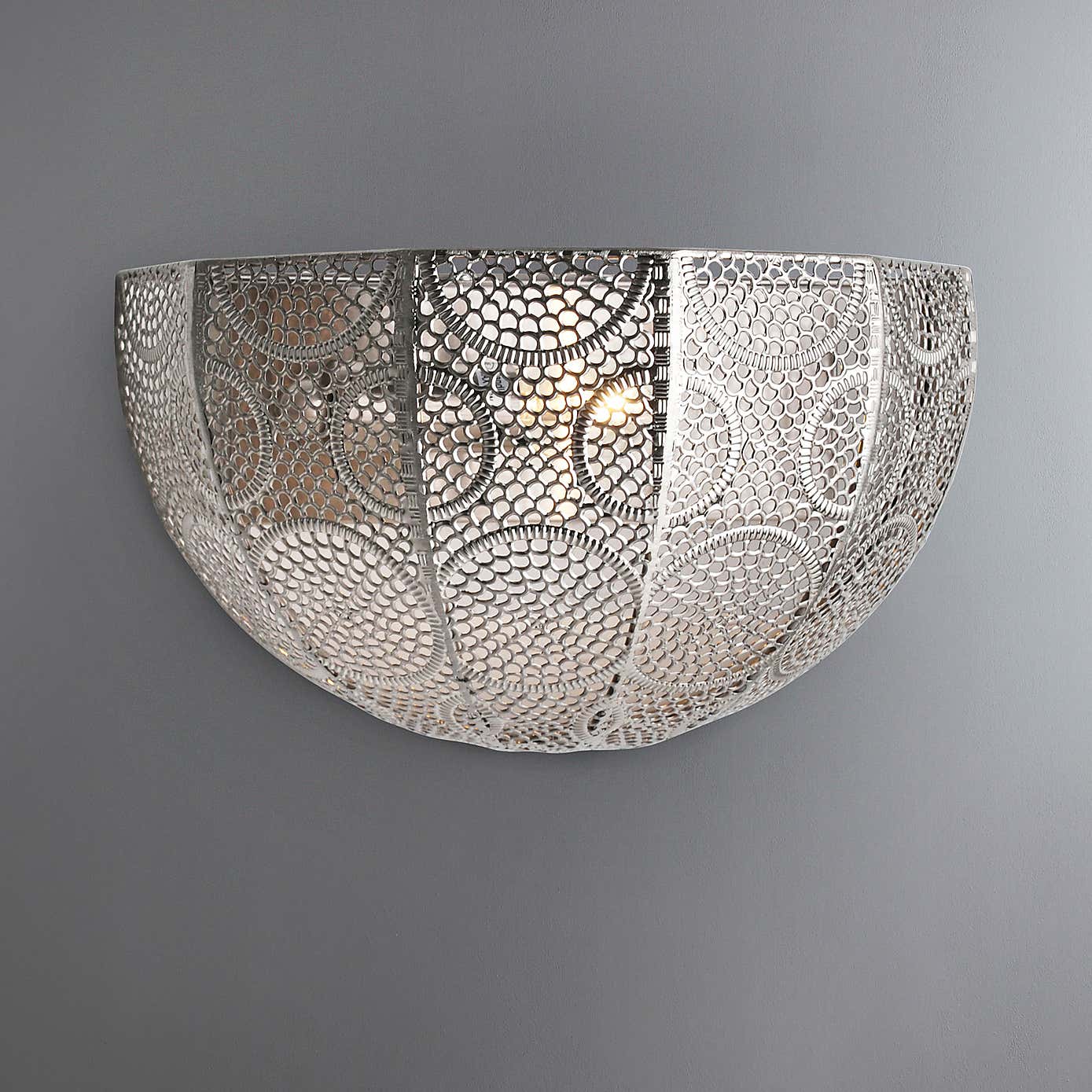 Manila Chrome Wall Light