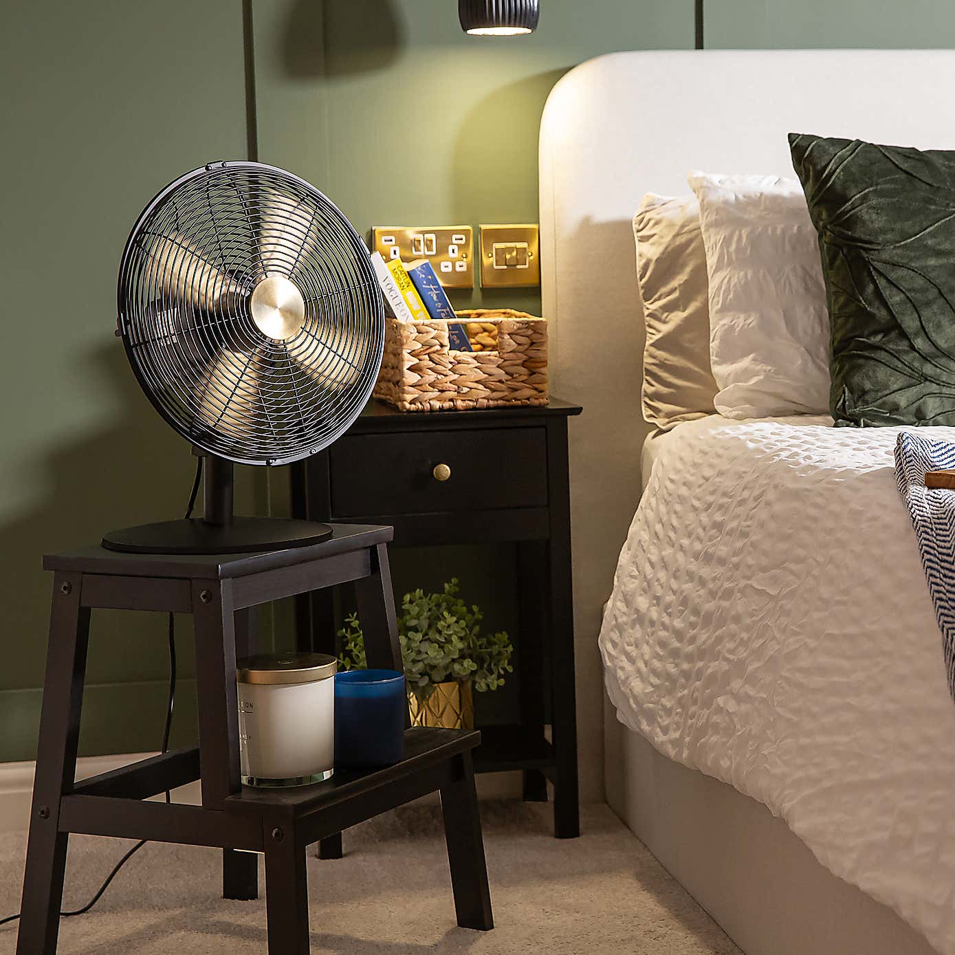 Russell Hobbs 12 Inch Metal Desk Fan