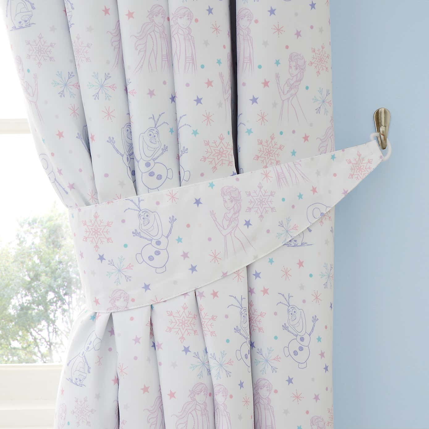 Disney Frozen Blackout Eyelet Curtains