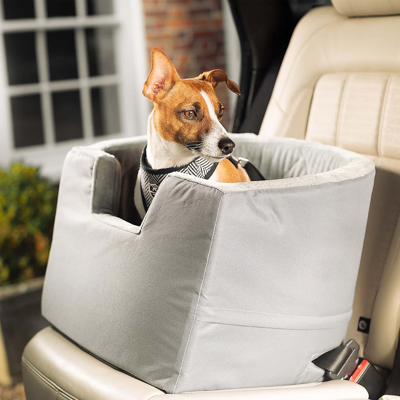 Lords and Labradors Dog Car Booster Seat