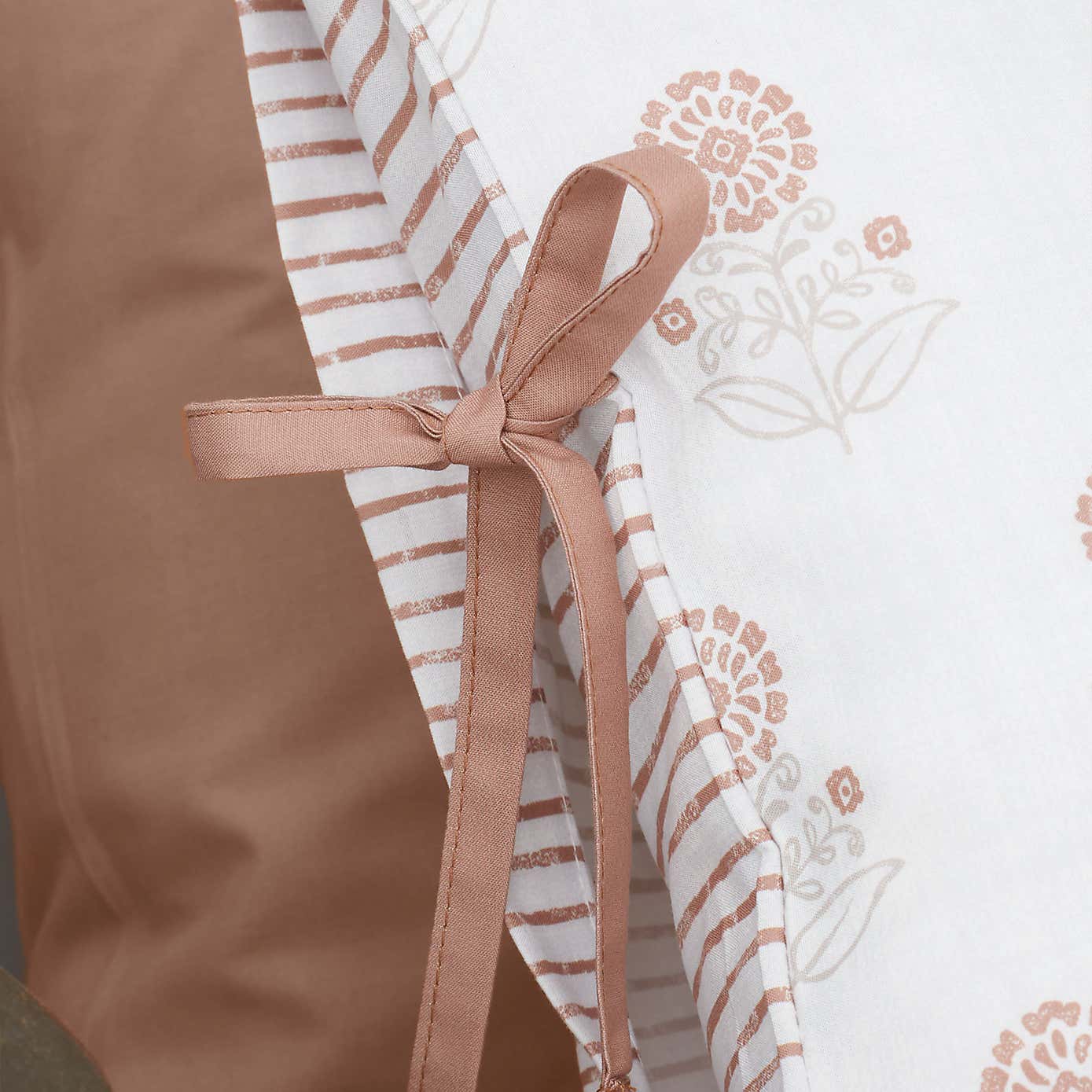 Pineapple Elephant Woodblock Floral Reversible Duvet Cover & Pillowcase Set