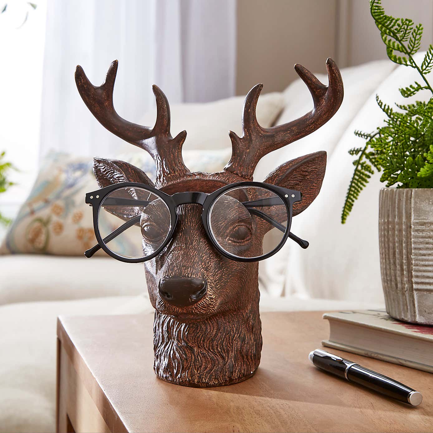 Stag Glasses Holder