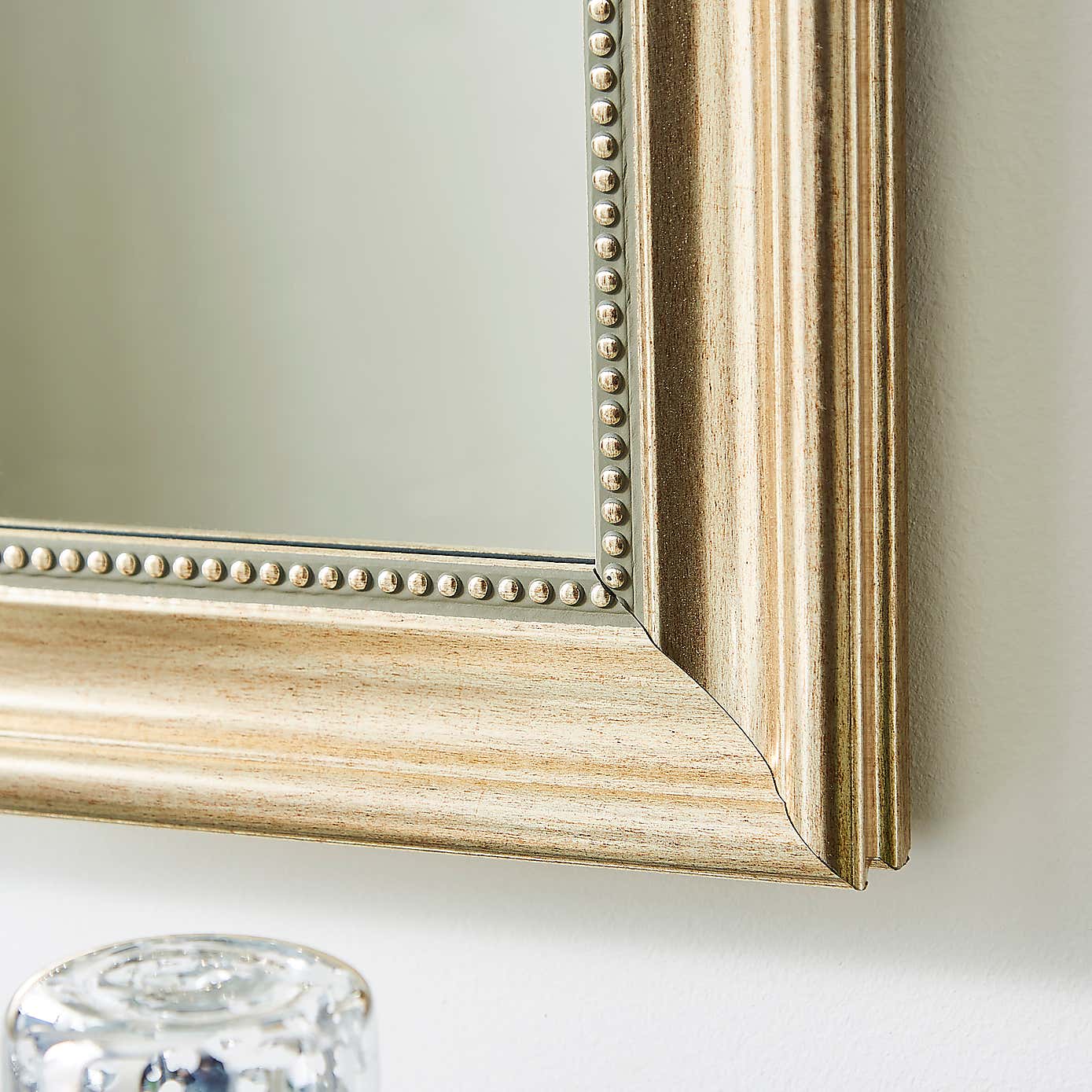 Beaded Edge Rectangle Wall Mirror