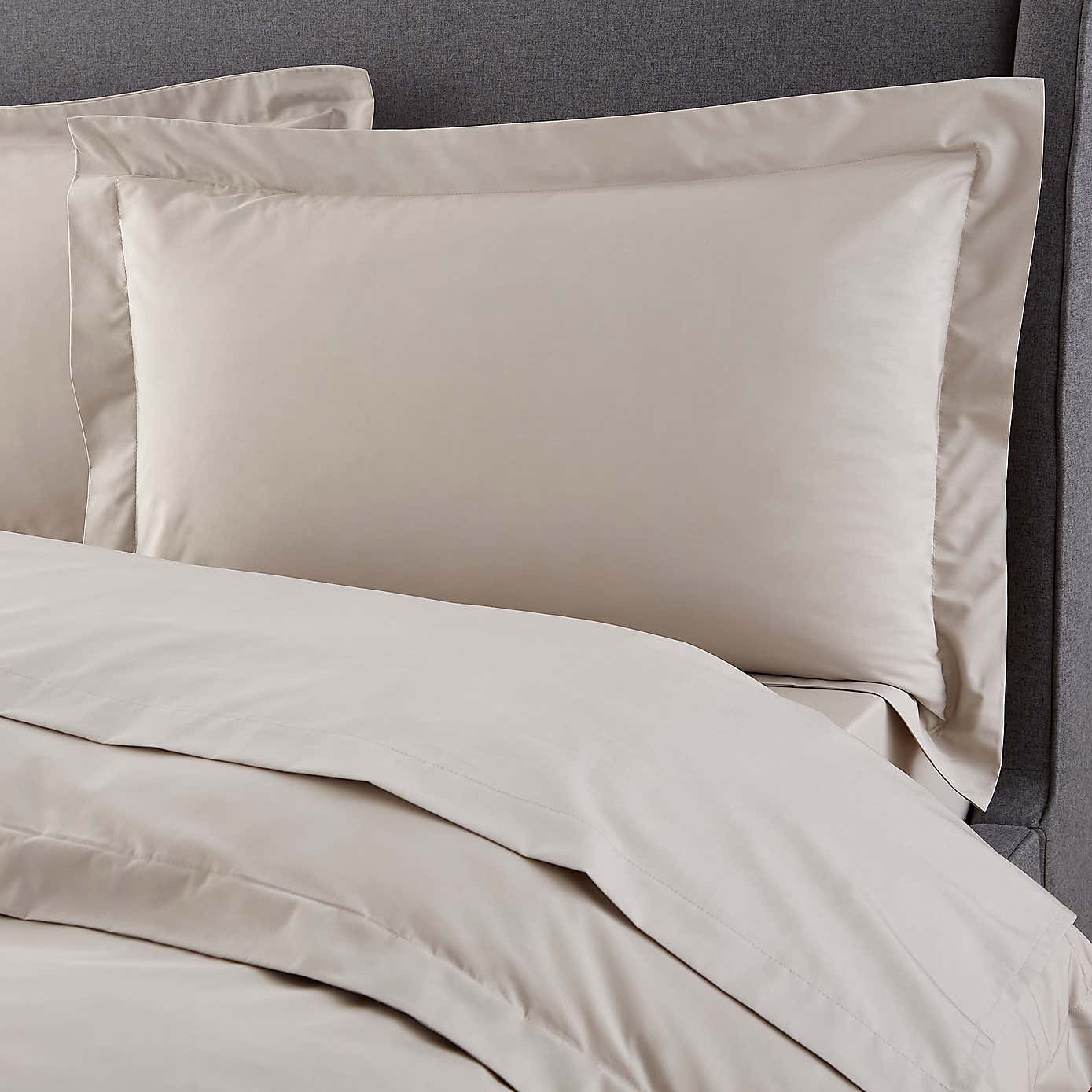 Hotel T230 Crisp Cotton Percale Oxford Pillowcase