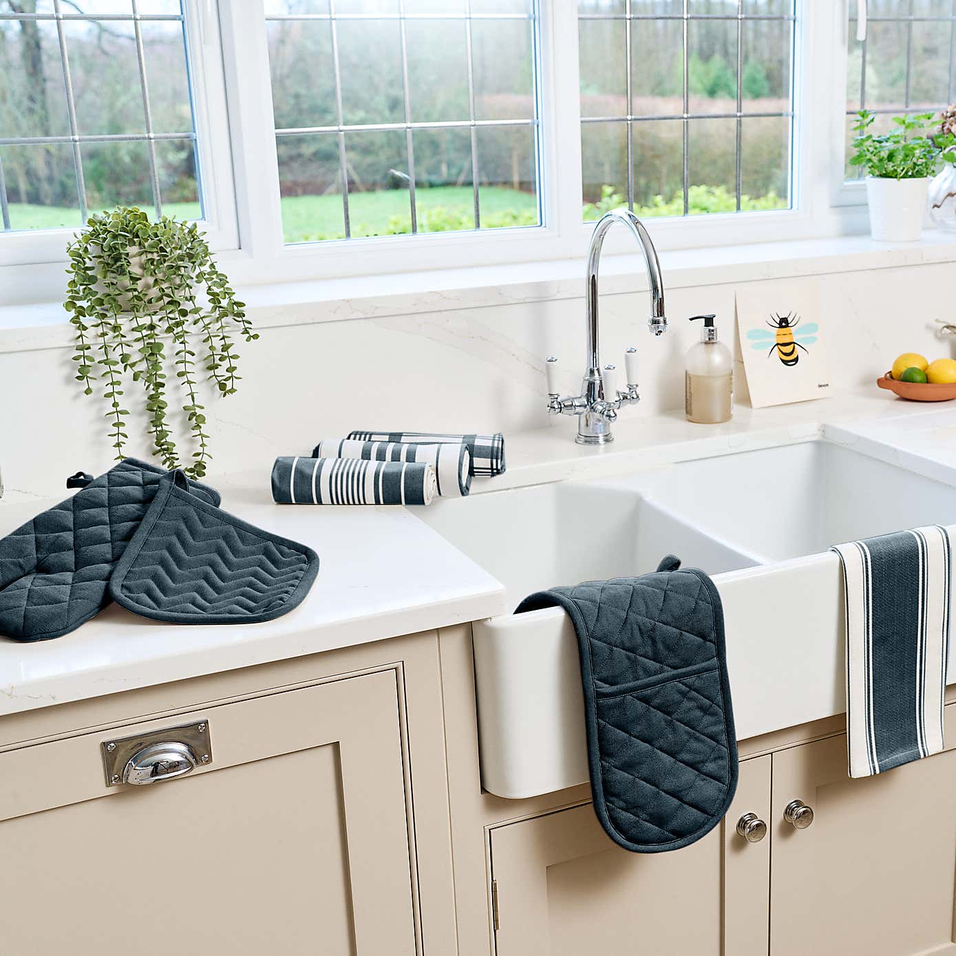 Dexam Love Colour Double Oven Gloves