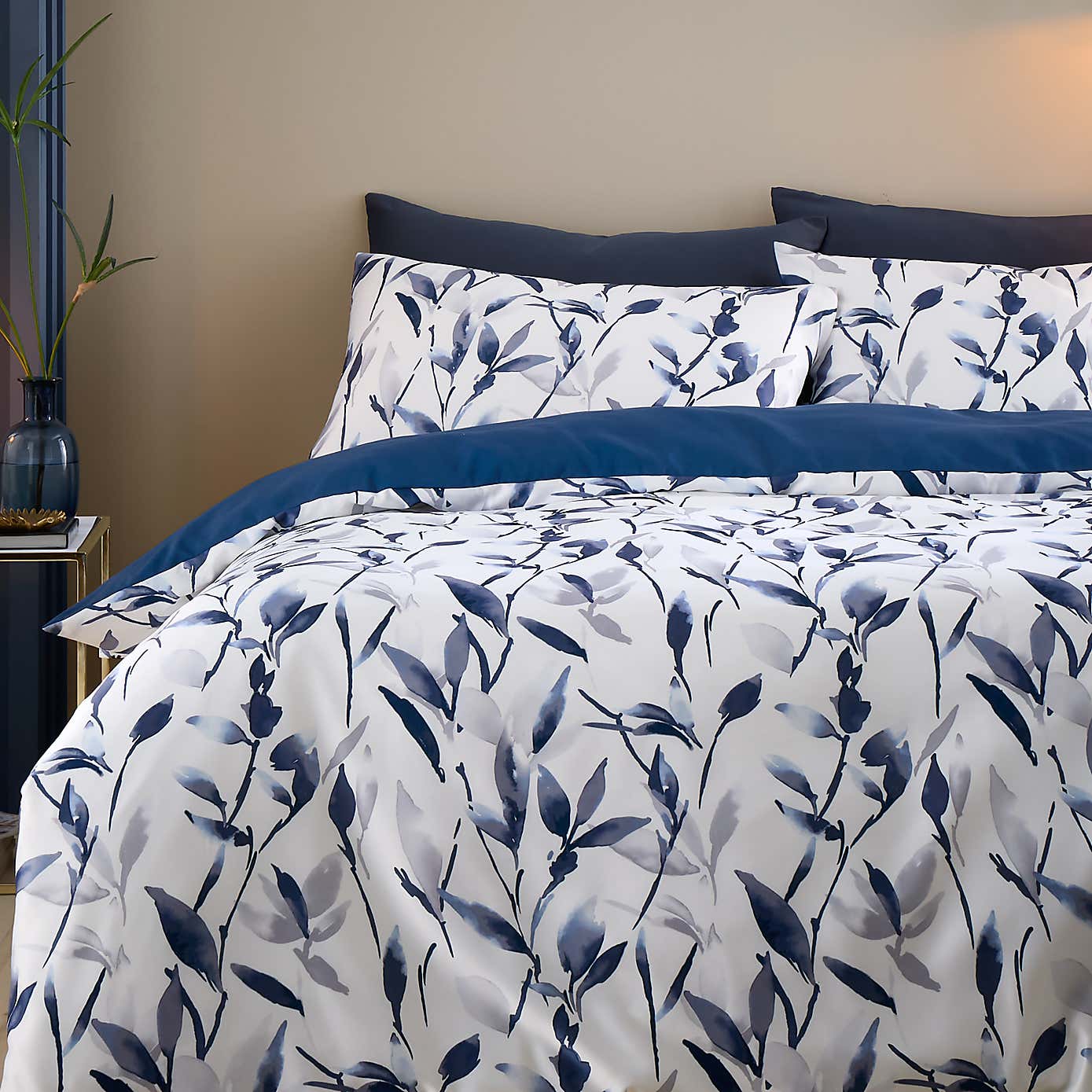 Zen Reversible Duvet Cover and Pillowcase Set