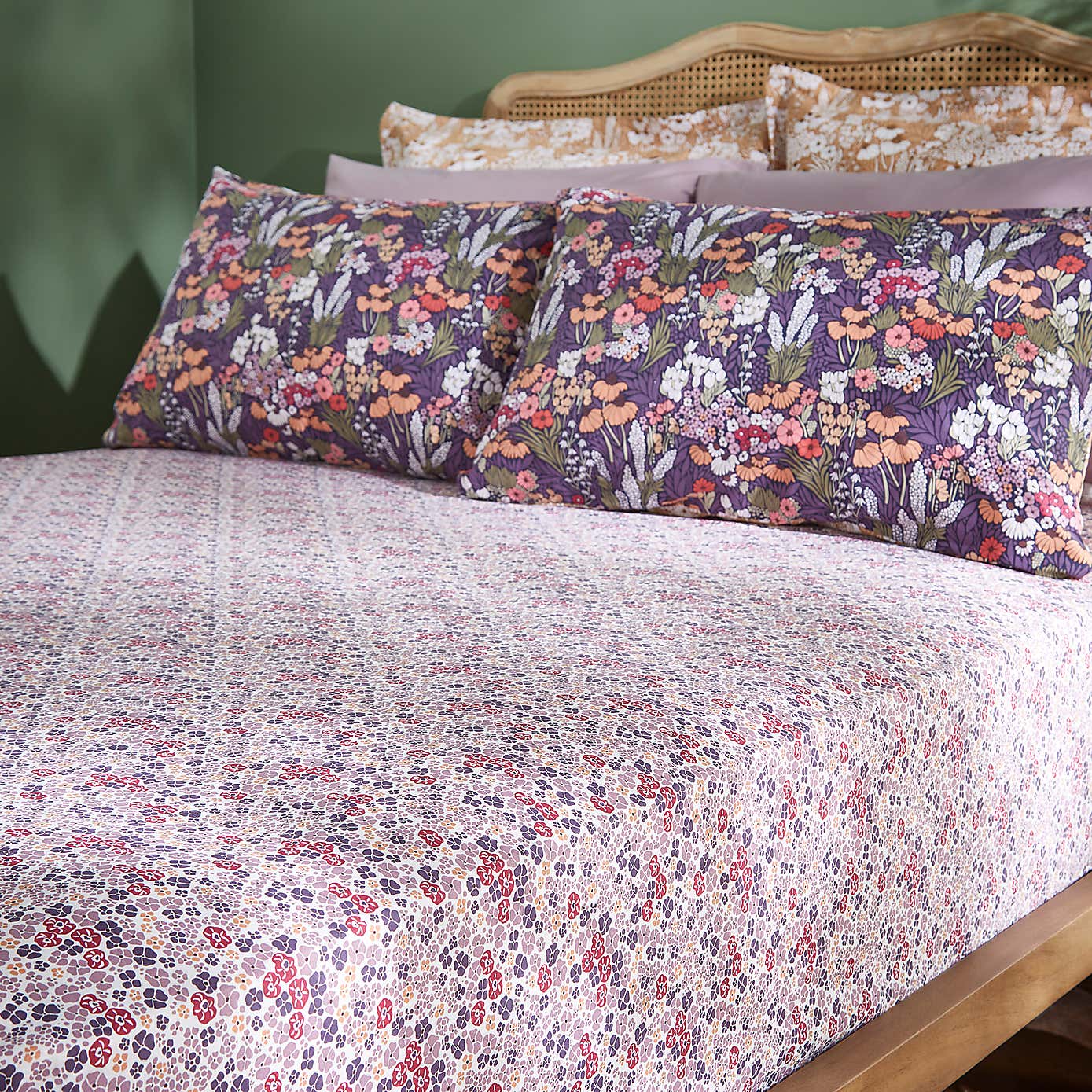 Flora Ditsy 100% Cotton Fitted Sheet