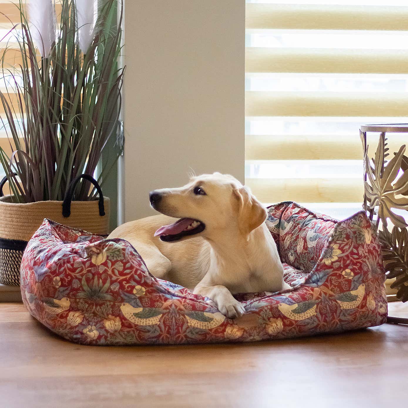 Morris & Co Strawberry Thief Pet Box Bed
