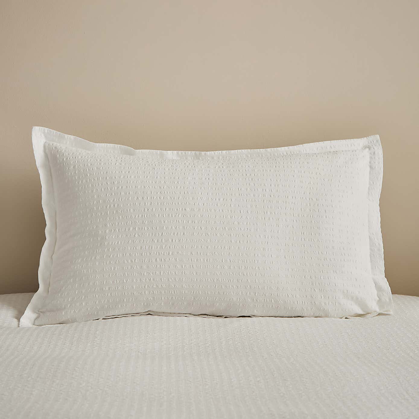 EL Seersucker Woven Cotton Oxford Pillowcase
