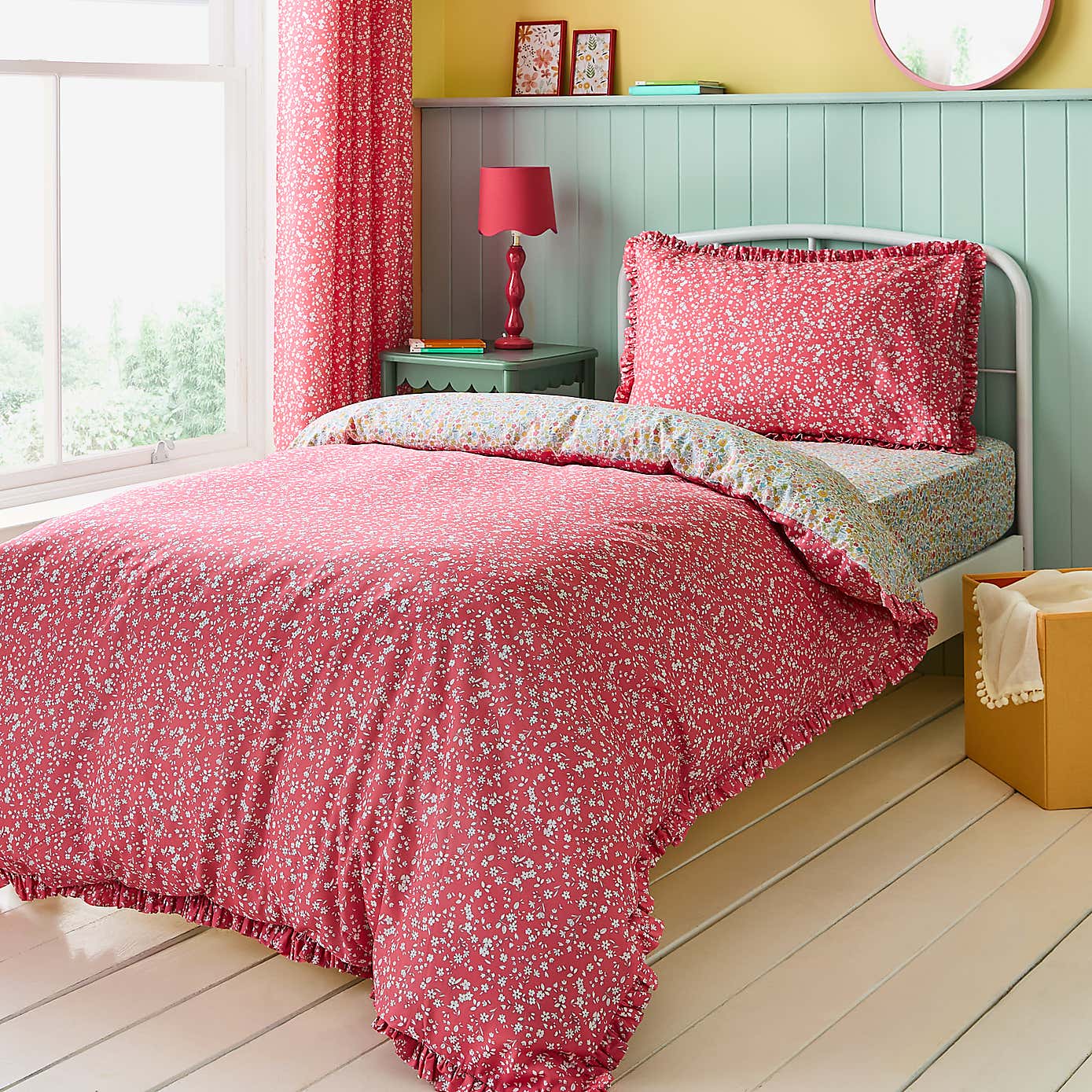 Ditsy Frill Reversible Duvet Cover and Pillowcase Set