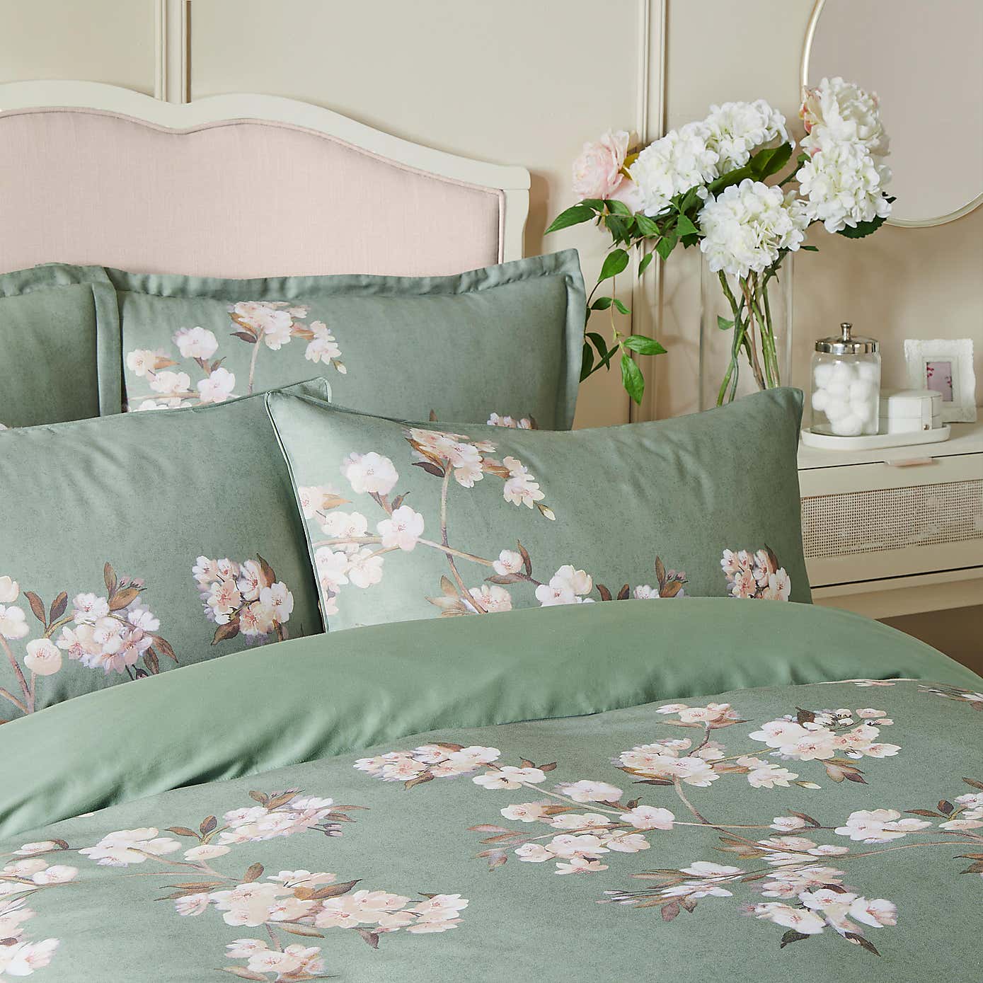 Holly Willoughby Blossoming Trail Sage 100% Cotton Oxford Pillowcase