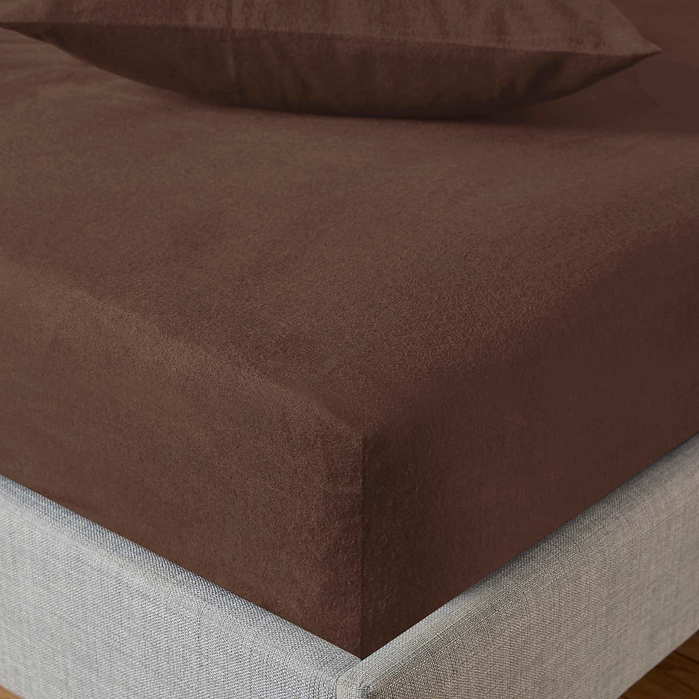 Soft & Cosy Brushed Cotton Fitted Sheet