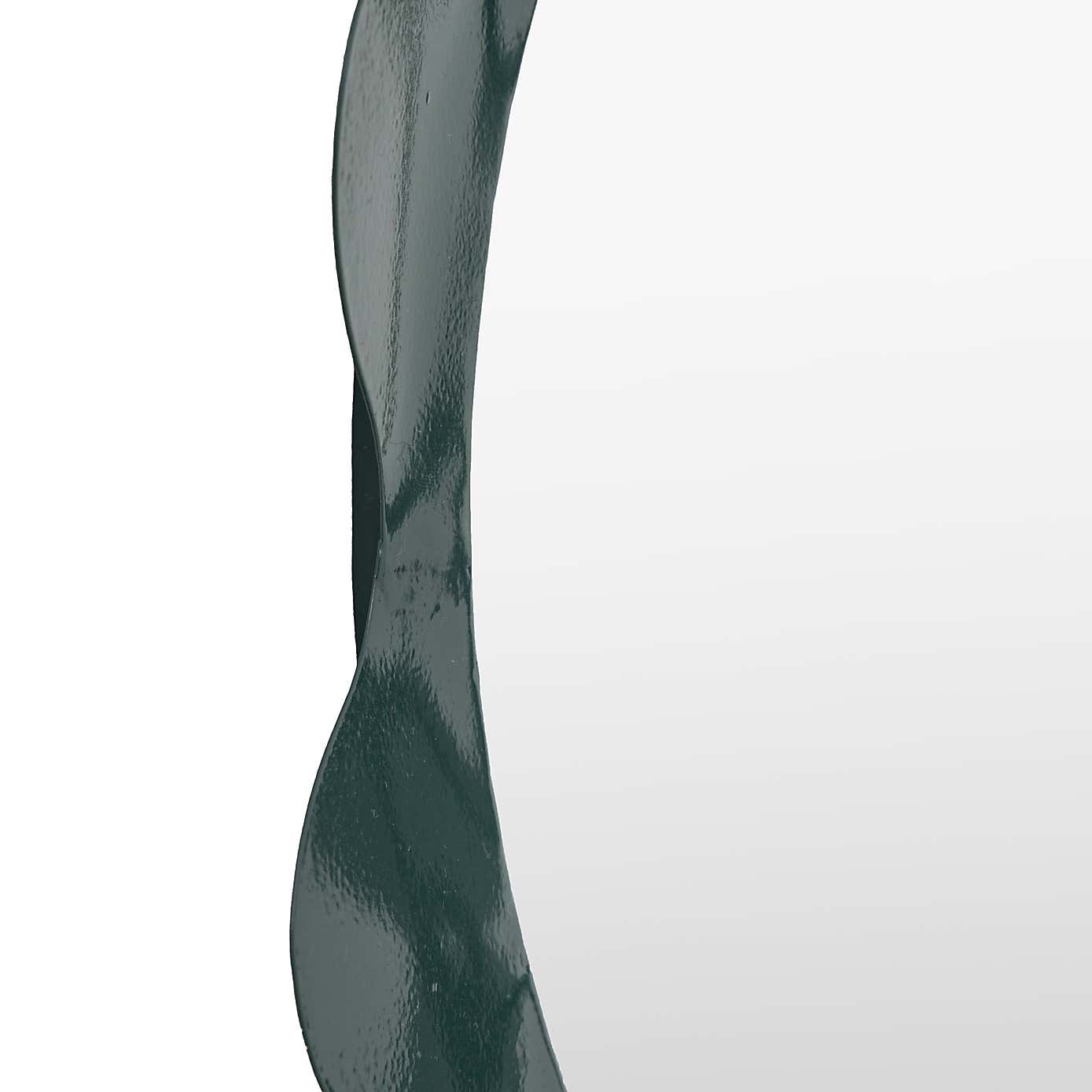 Circe Flower Round Wall Mirror