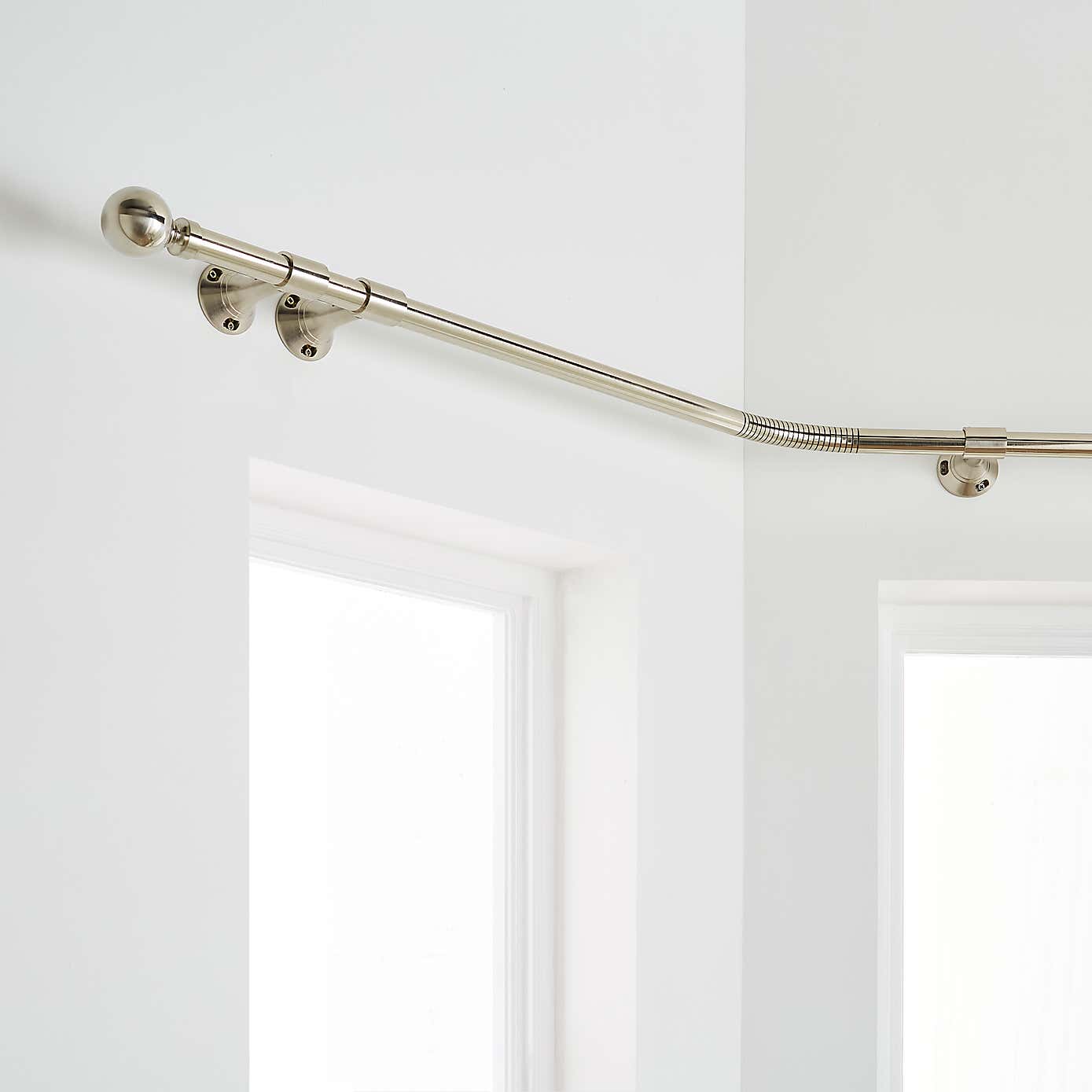 Ashton Bay Curtain Pole