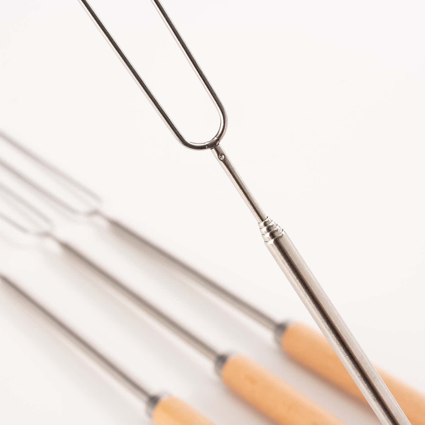 Set of 4 Extendable Marshmallow Sticks