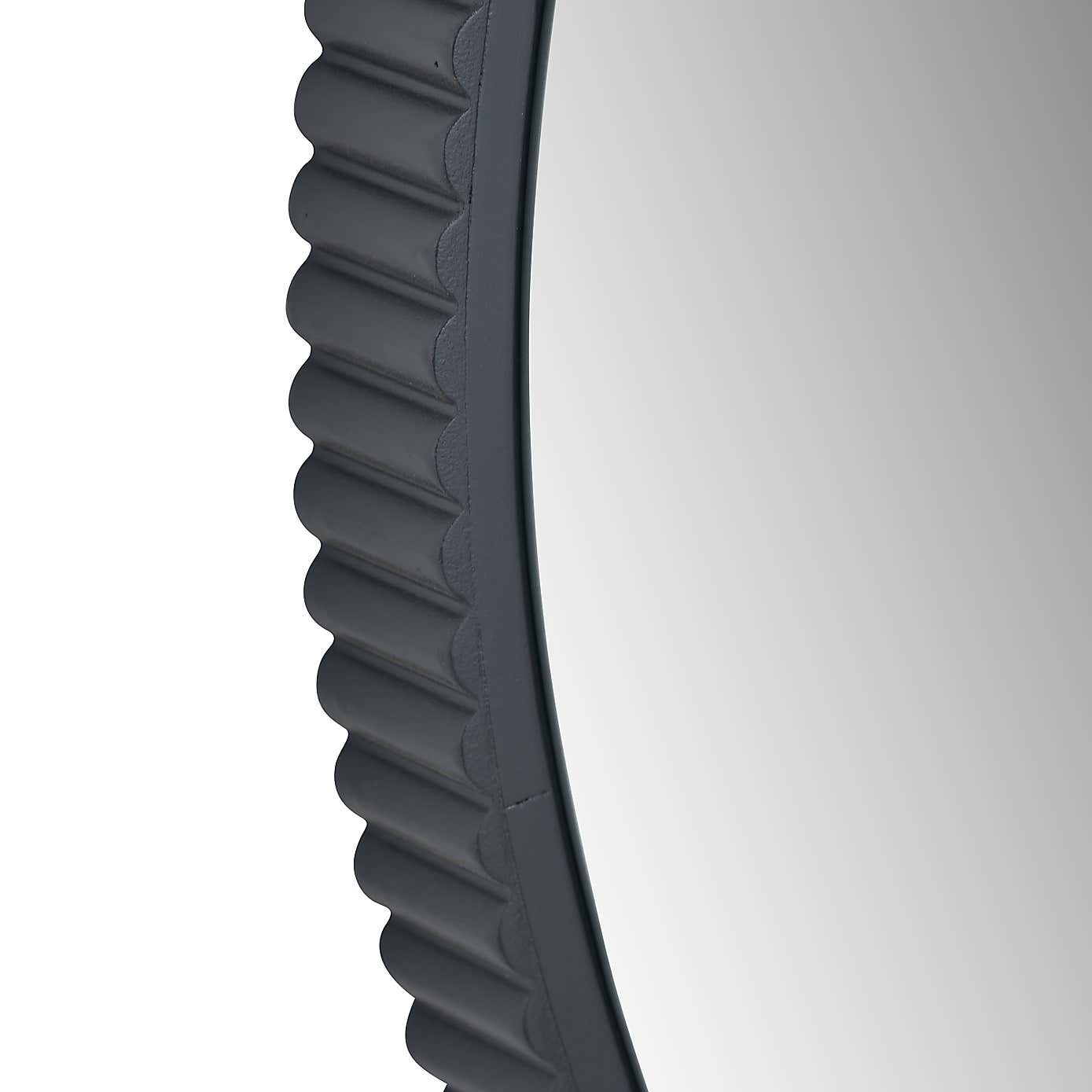 Metal Cog Edged Round Wall Mirror