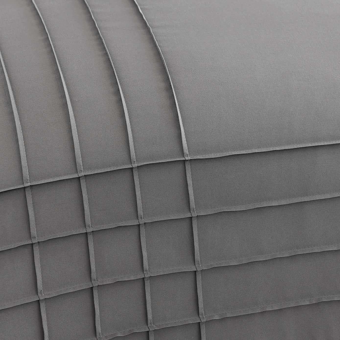 Jessa Pintuck Duvet Cover & Pillowcase Set