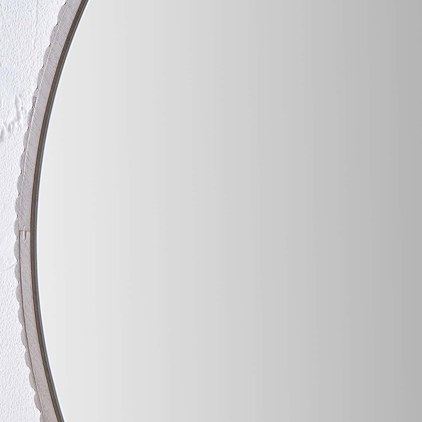 Oak Veneer Textured Edge Round Wall Mirror