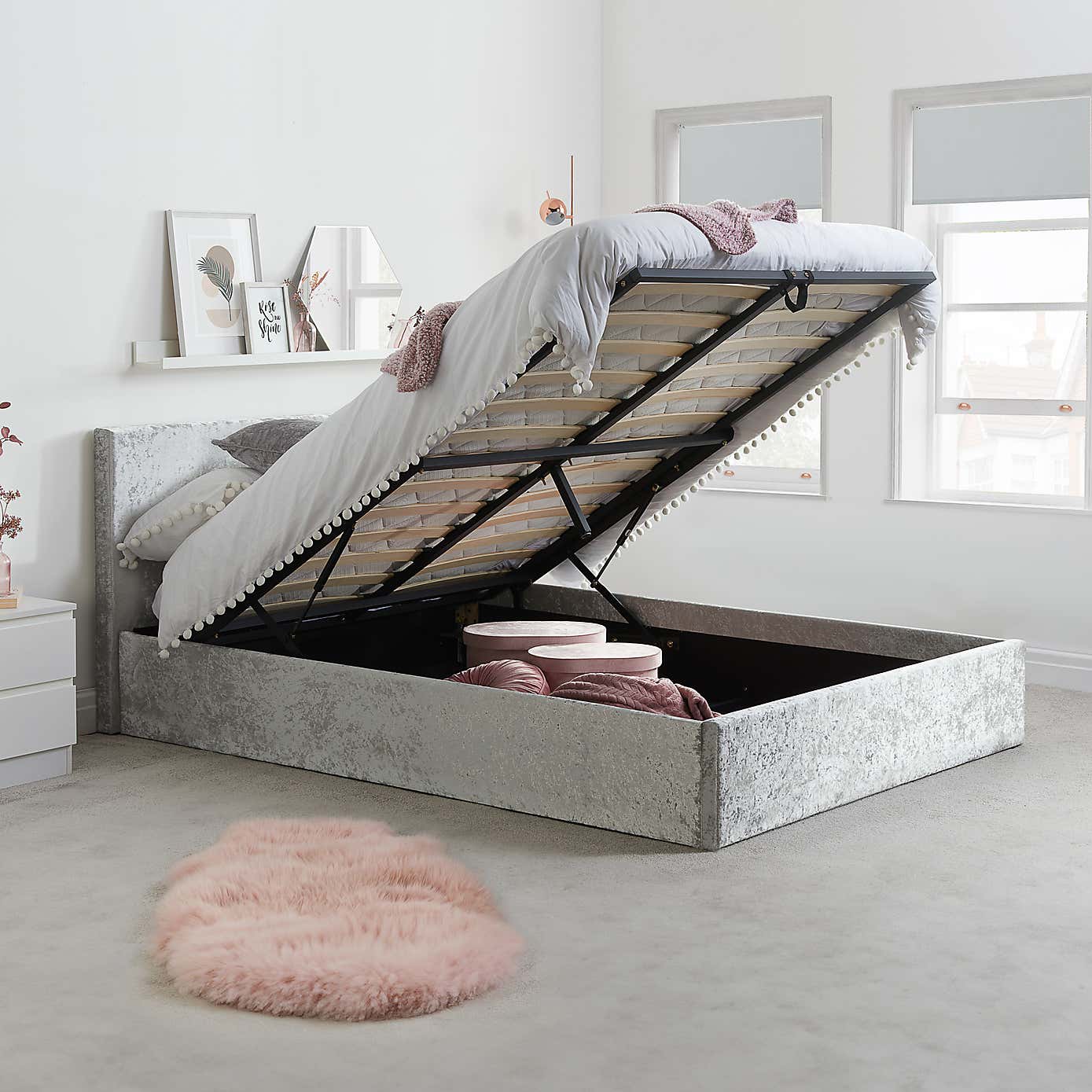 Berlin Crushed Velvet Ottoman Bedstead