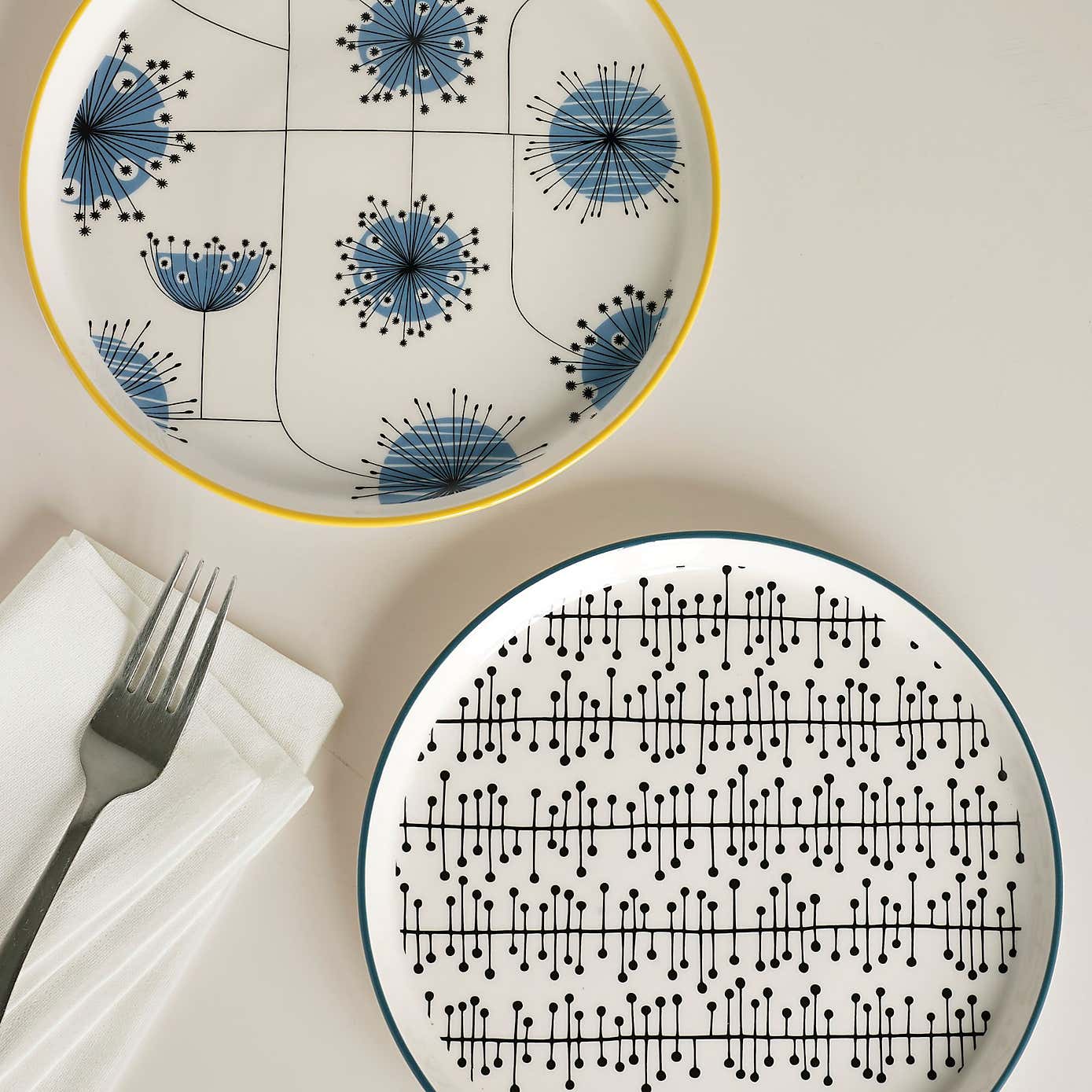 Set of 2 MissPrint Dandelion Side Plates
