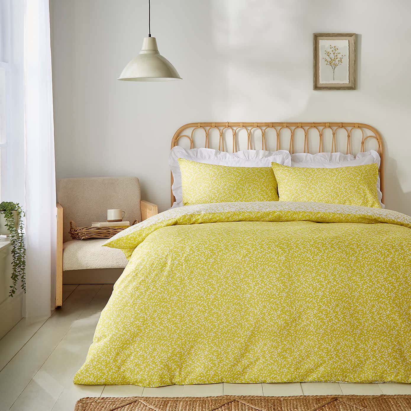 Annie Floral 144 Thread Count Cotton Reversible Duvet Cover & Pillowcase Set