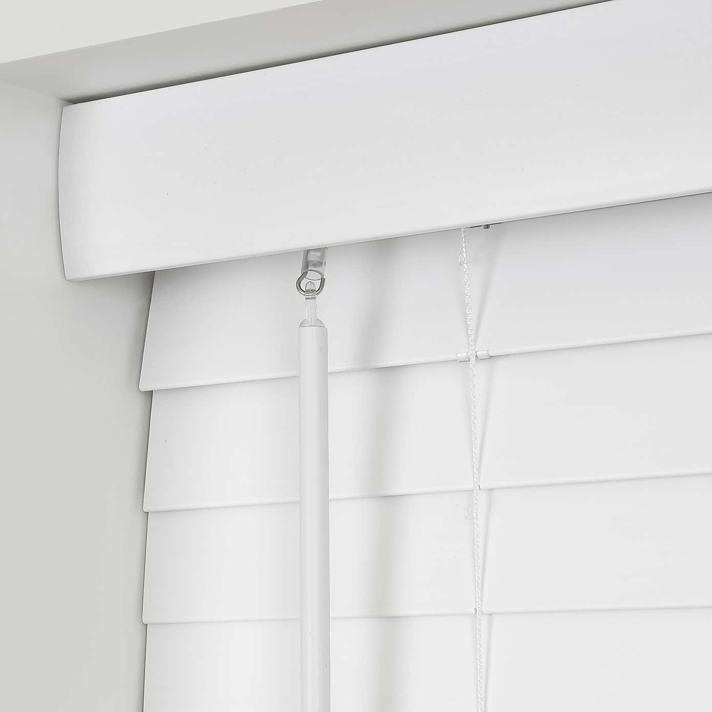 Room Darkening Venetian Blind