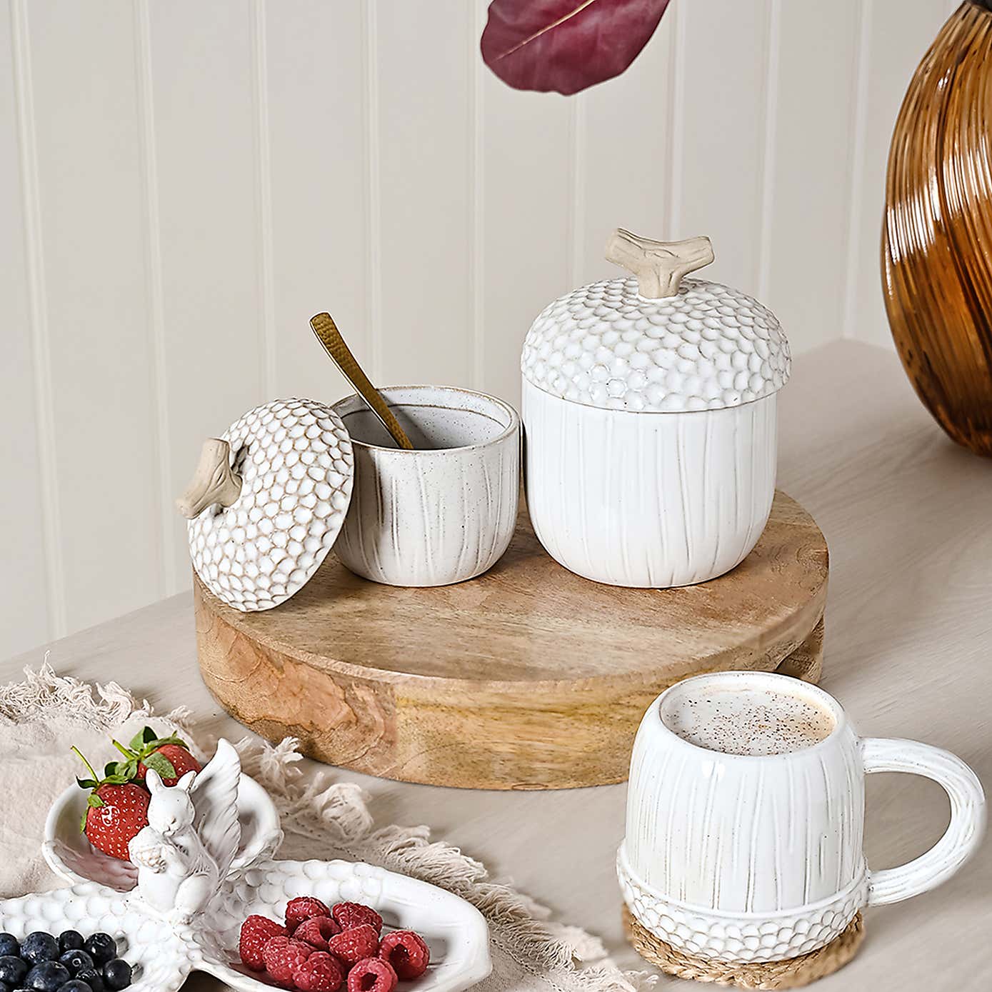 Country Living Ceramic Squirrel & Acorn 3 Tray Serving Plate