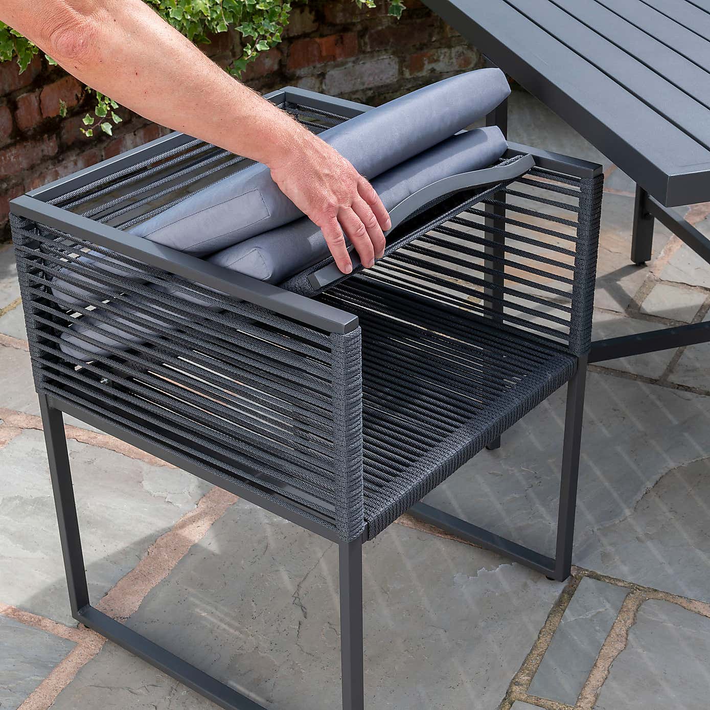 Sheringham Rope 4 Seater Cube Dining Set