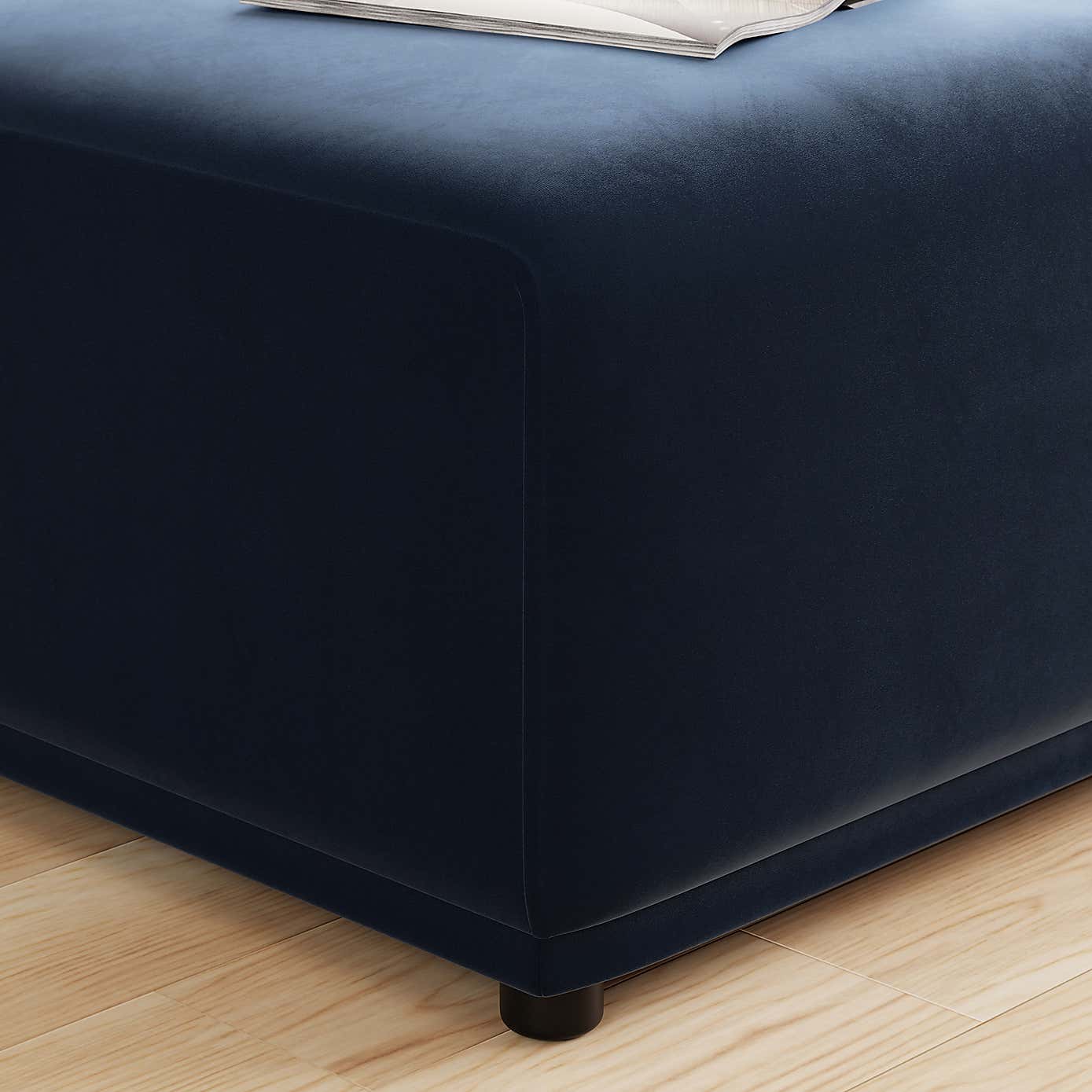 Modular Cruz Velvet Right Hand Seat