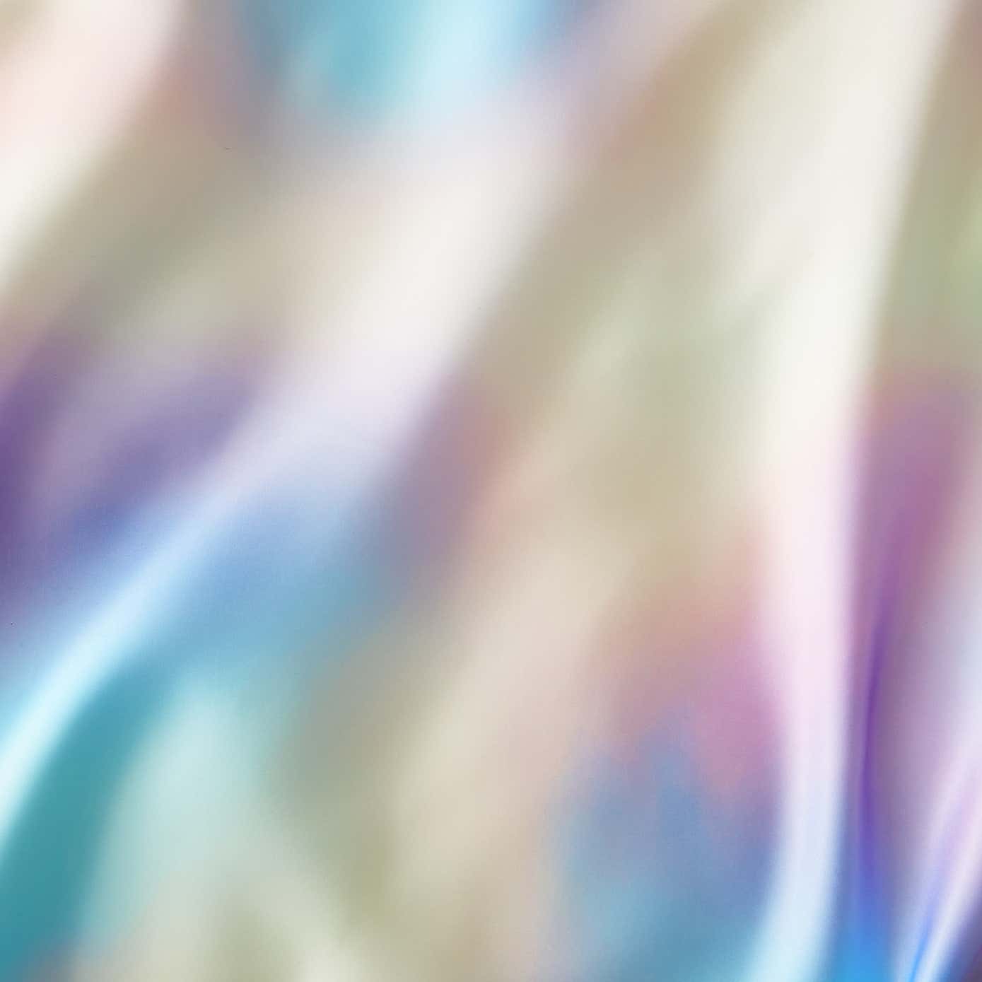 Iridescent Satin Reversible Duvet Cover and Pillowcase Set