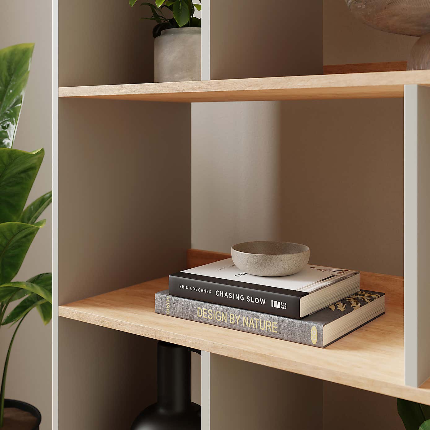 Georgi Bookcase