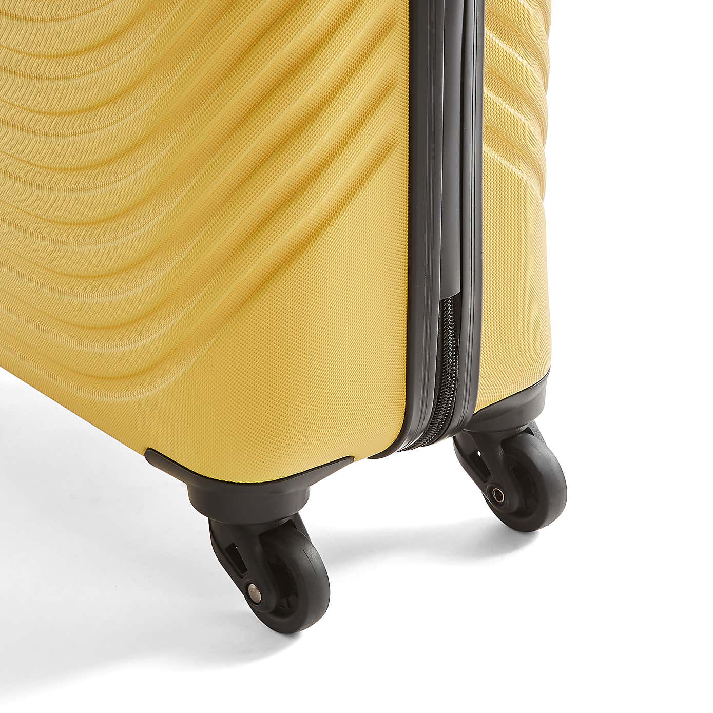 Elements Hard Shell Suitcase