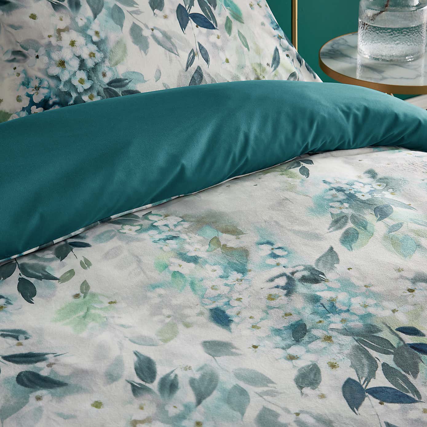 Flo Trailing Leaf Teal Duvet Cover and Pillowcase Set