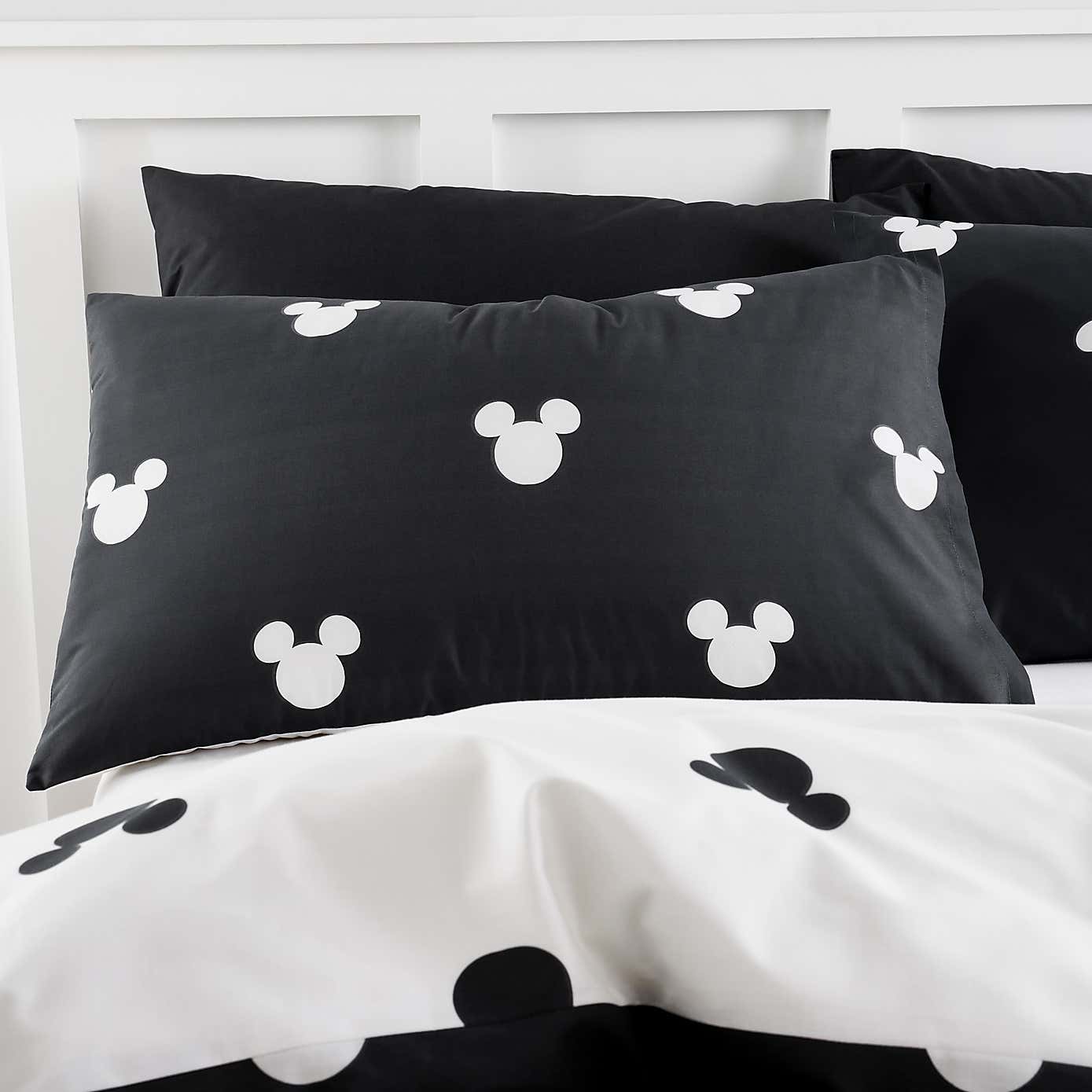 Mickey Mono Duvet Cover and Pillowcase Set