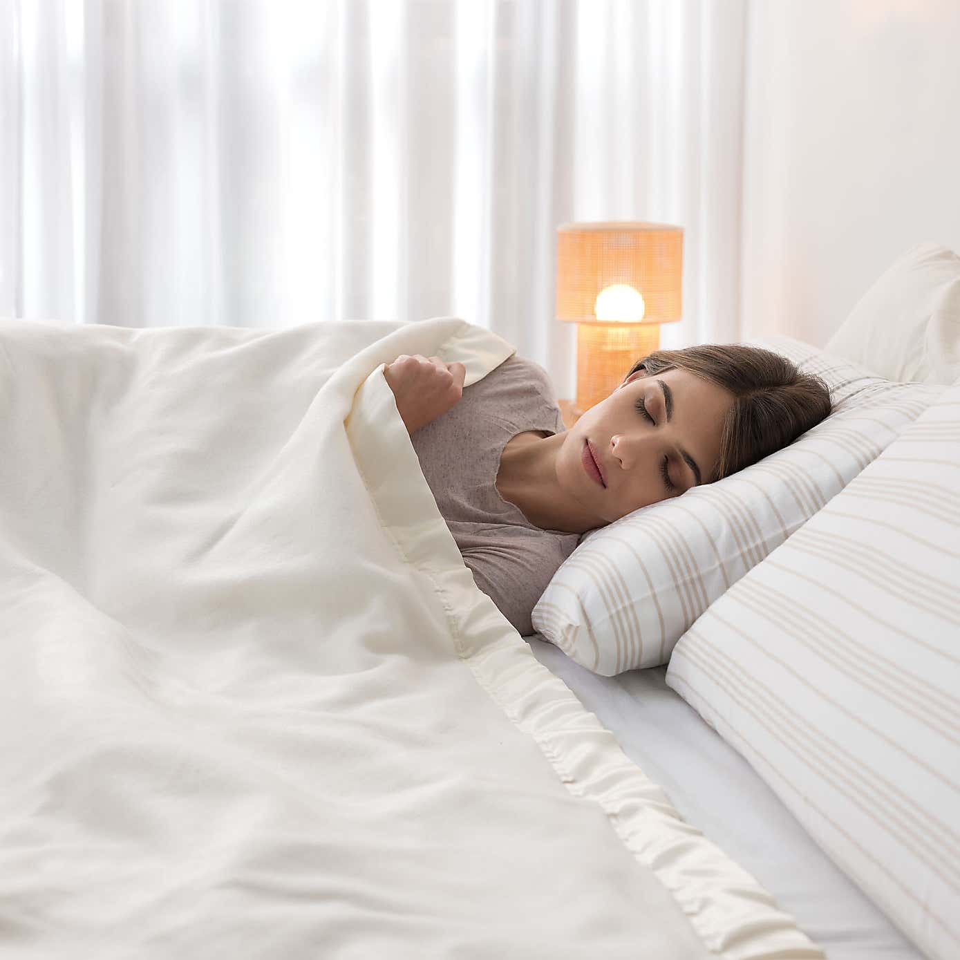 Intelliheat Dreamland Electric Overblanket