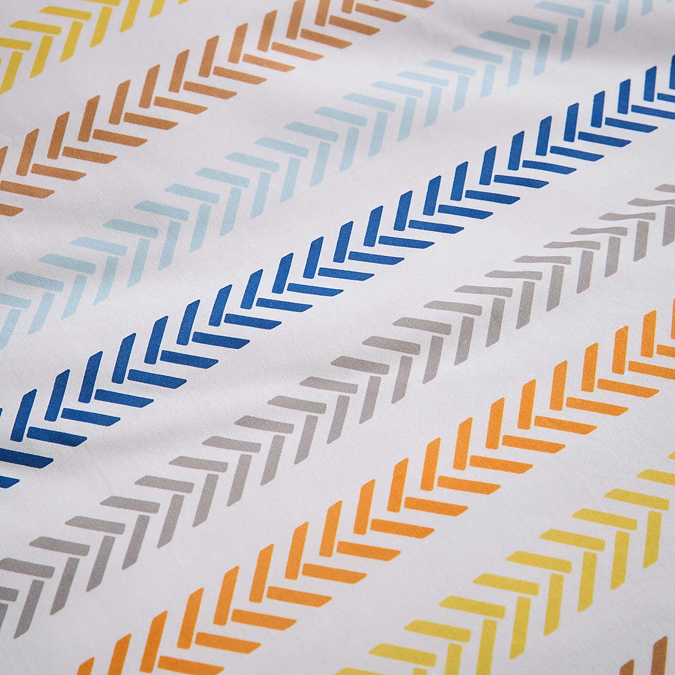 Trucks & Diggers Reversible Duvet Cover and Pillowcase Set