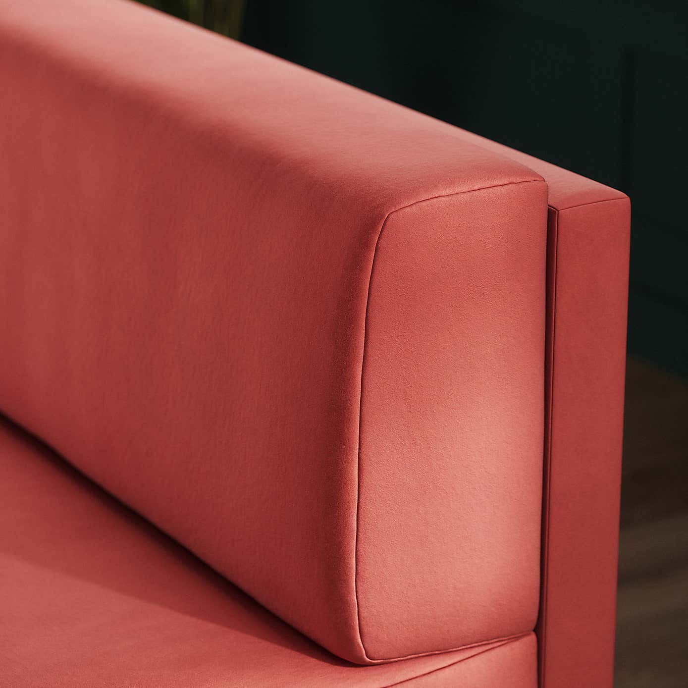 Mae Corner Dining Bench, Matte Plush Velvet