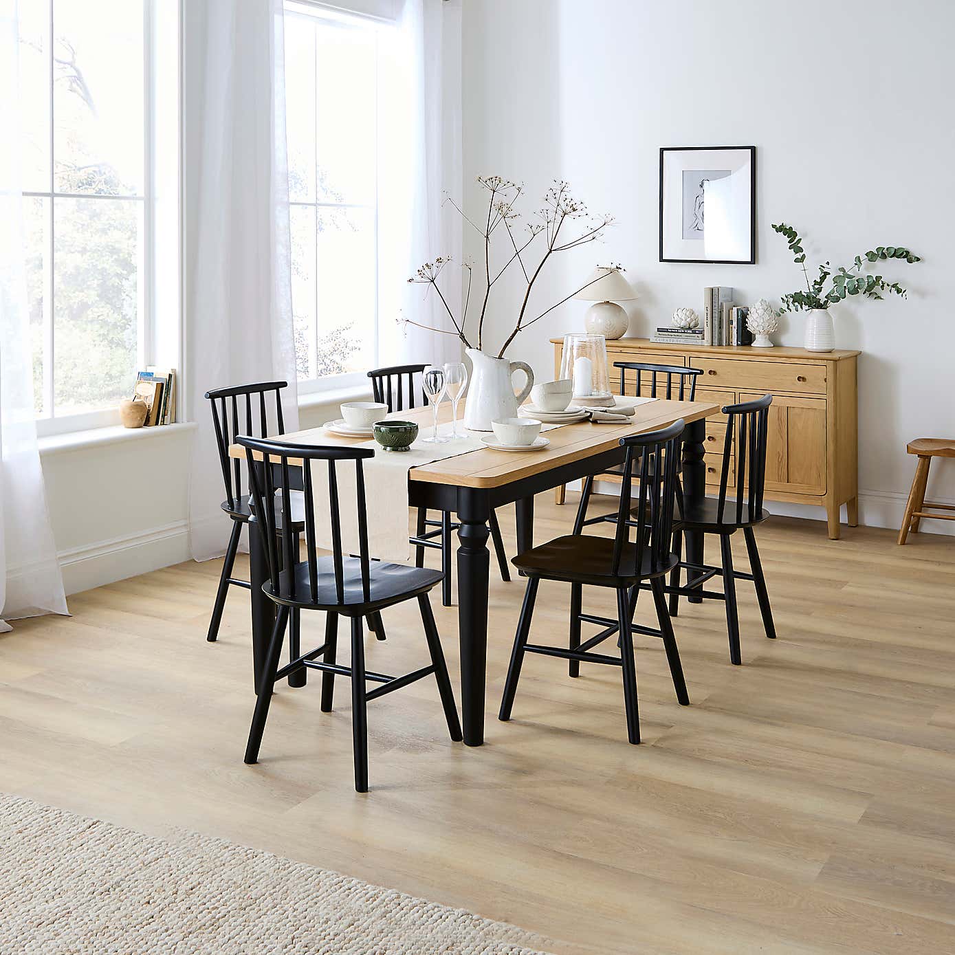 Pip 8-10 Seater Extendable Dining Table