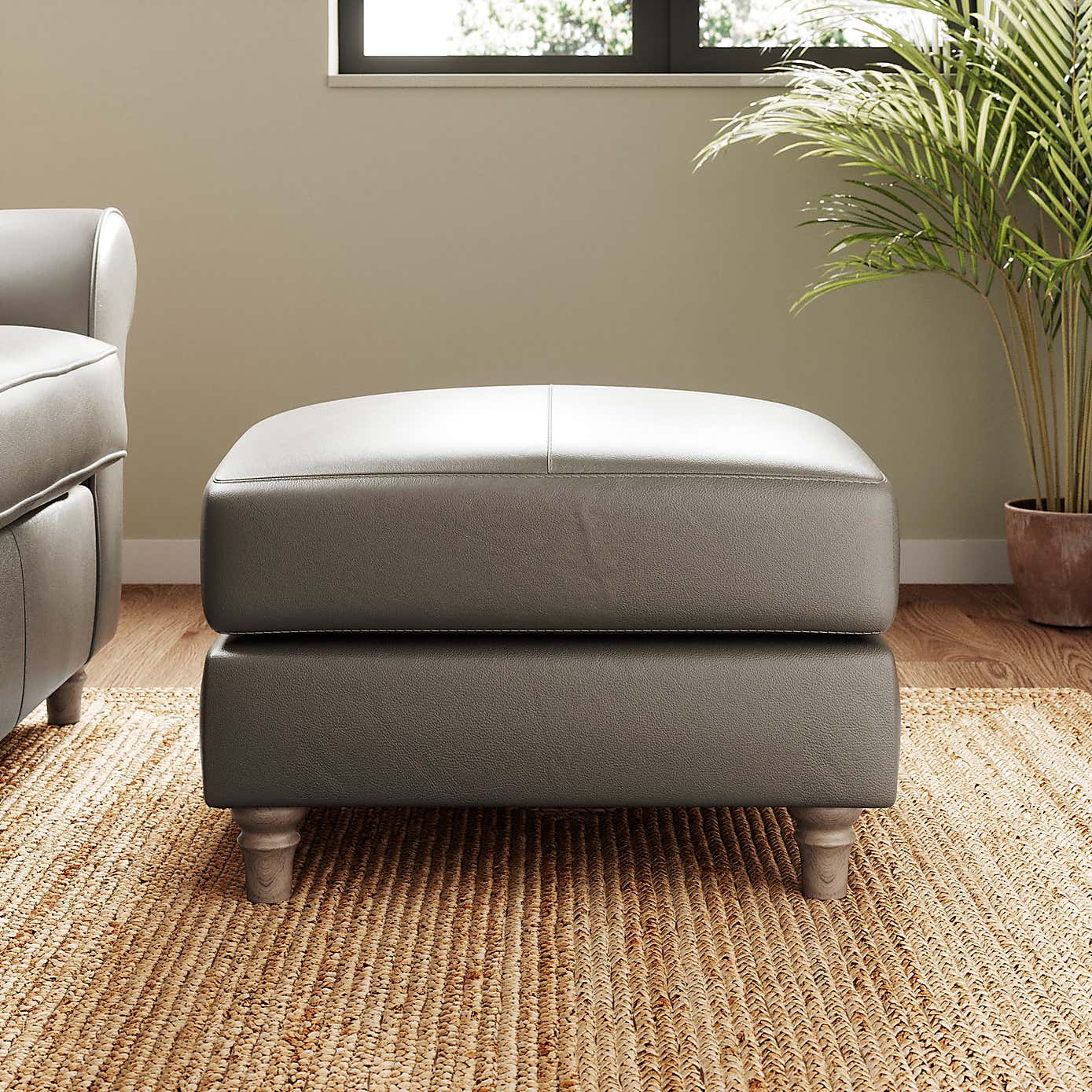 Flori Classic Leather Footstool