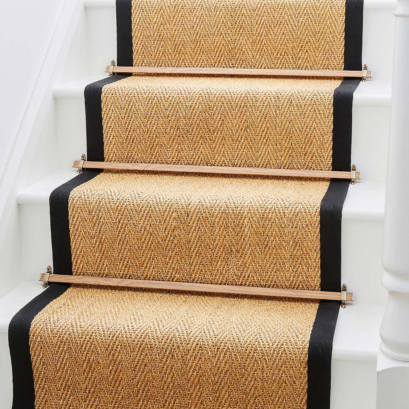 Triangular Stair Rod